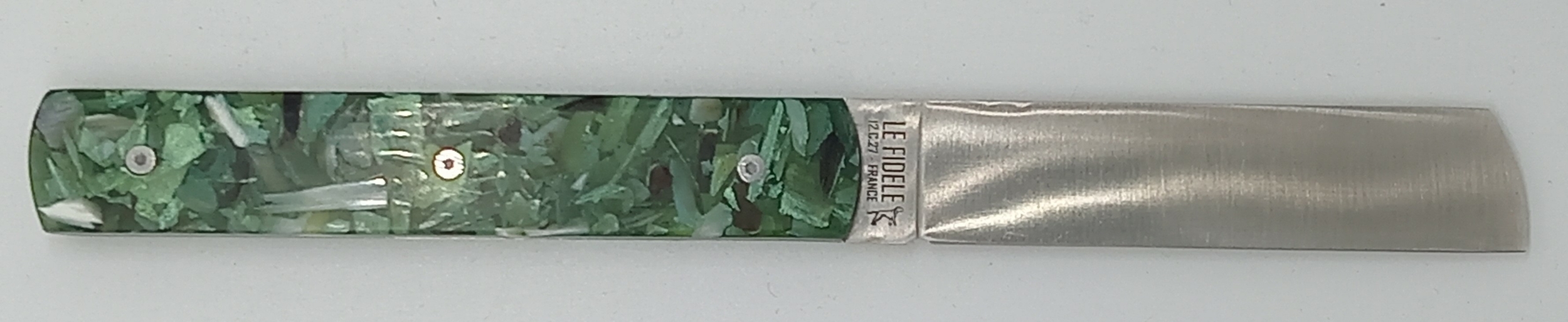 2020 Pearl horn vert côté B (corne zébu et résine)