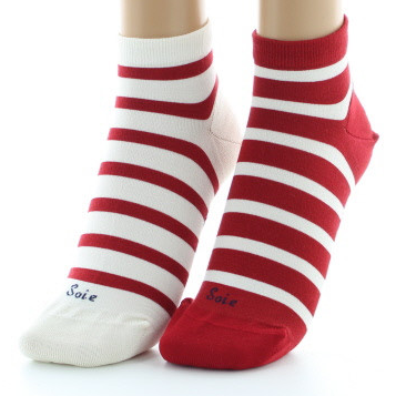 Socquettes Soie Dépareillées - Rouge/Ecru - Berthe aux Grands Pieds