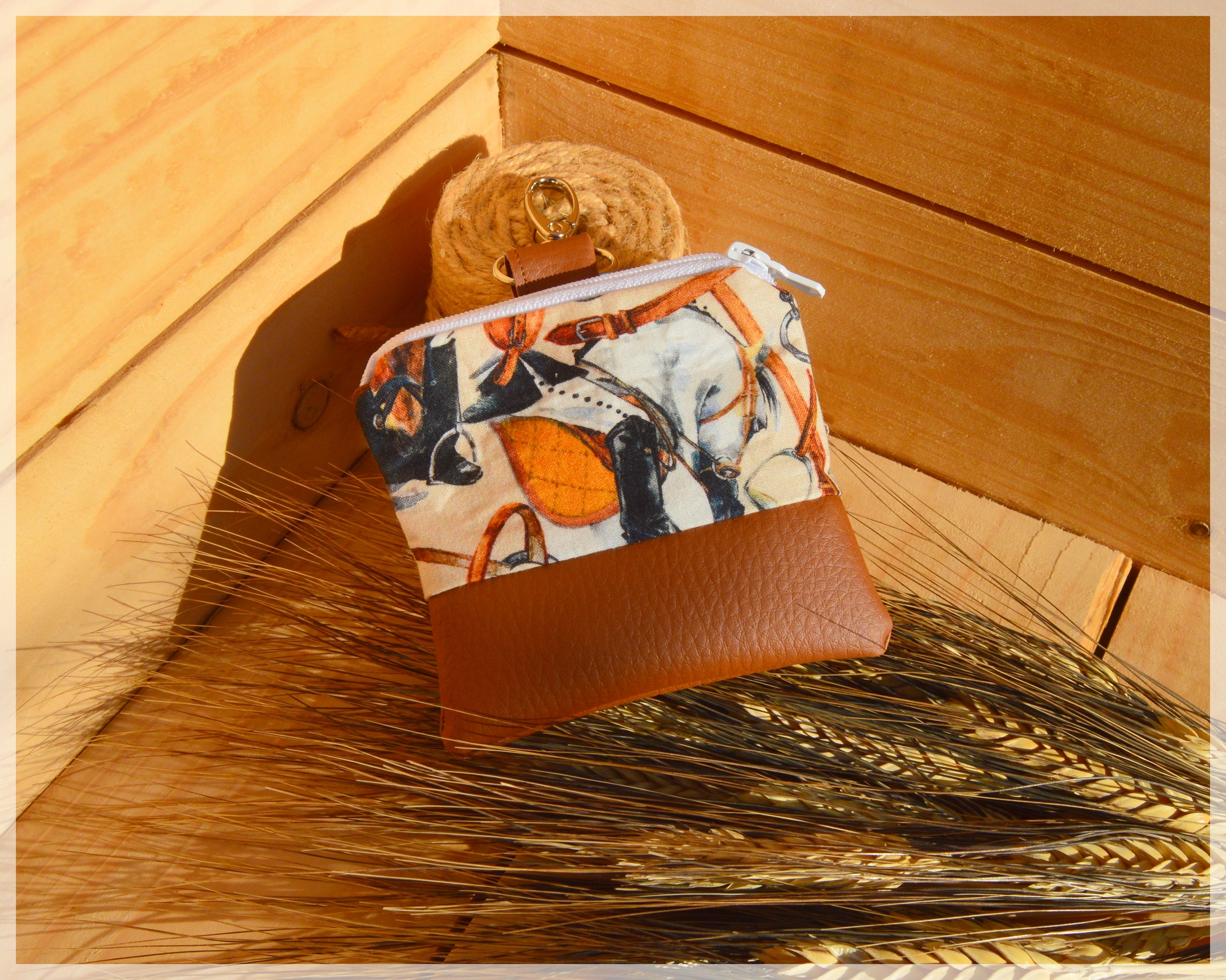 pochette harnachement daim 1