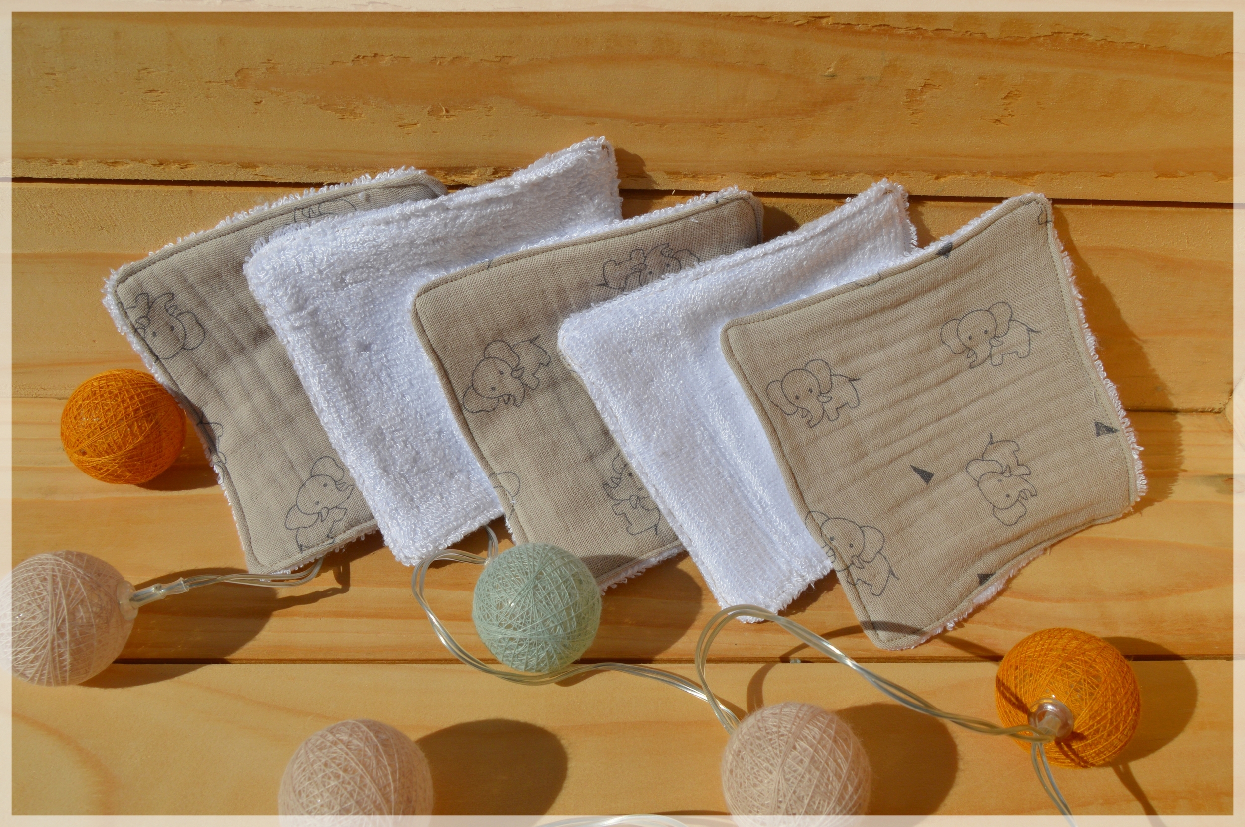lot lingettes blanc éléphants beiges
