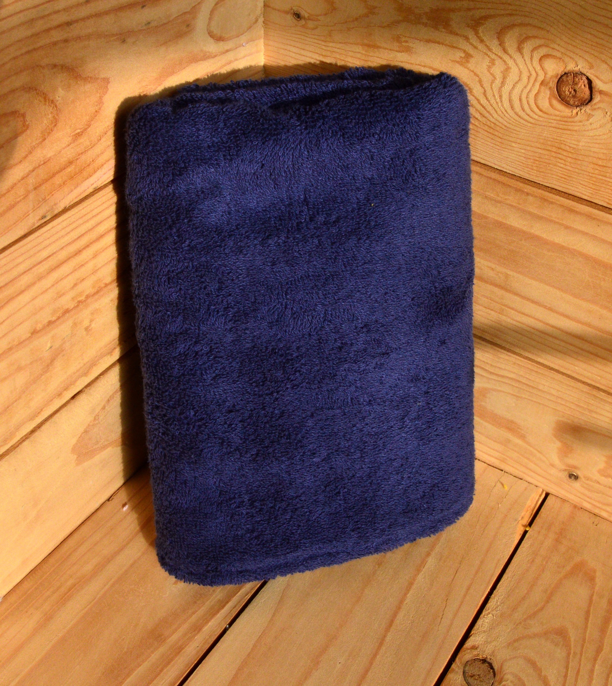 Bleu marine grande serviette