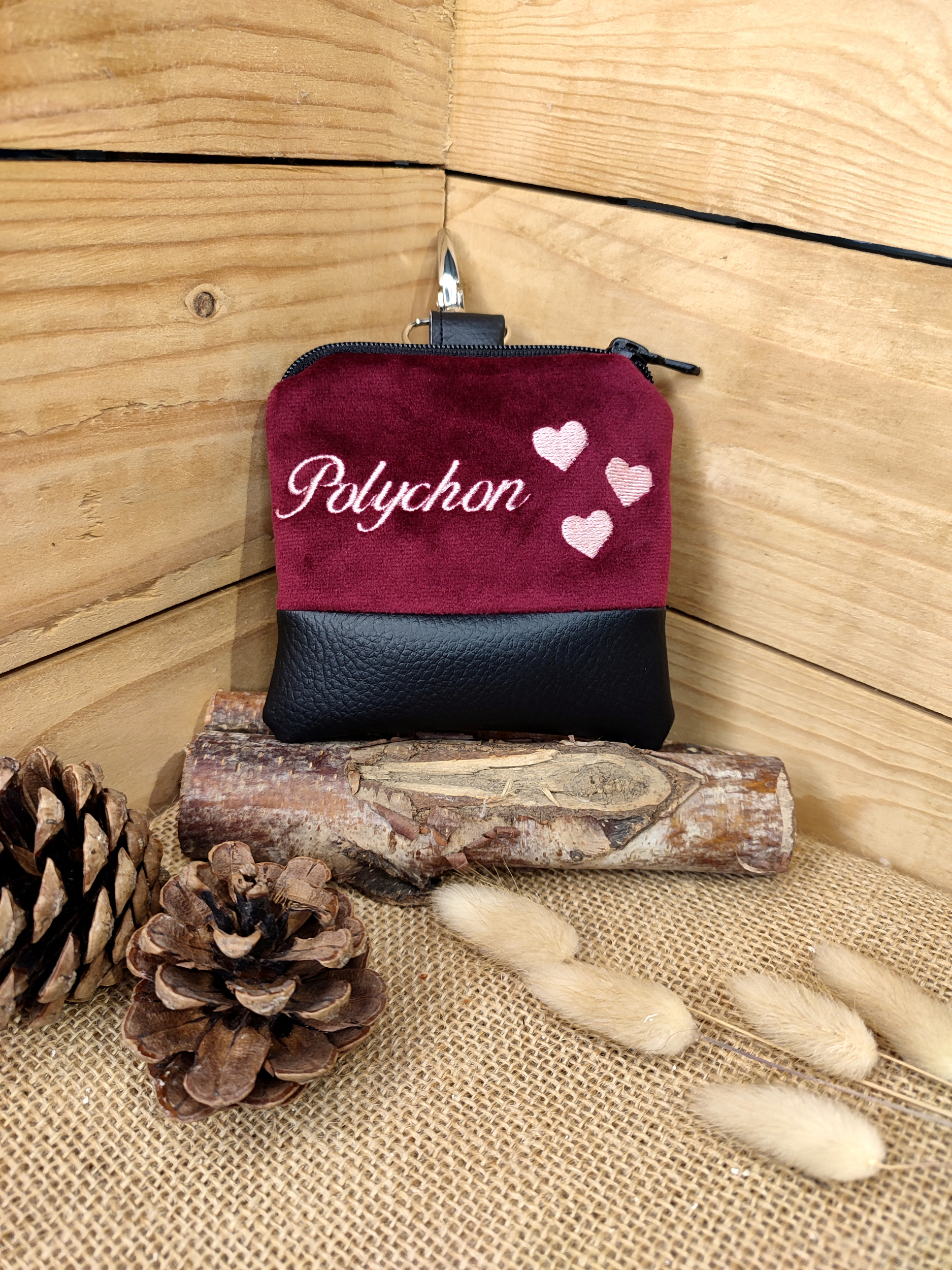 pochette polychon velours brodé réduit