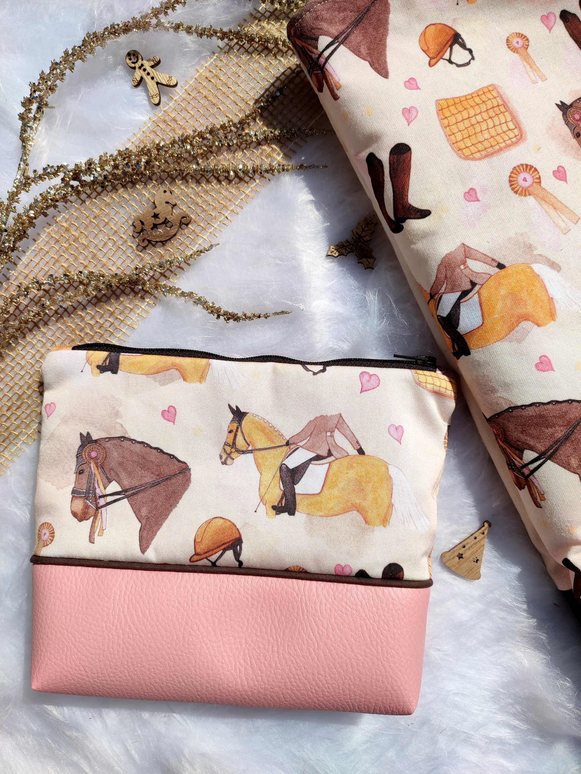 10.trousse maquillage gang de poneys 2 réduit