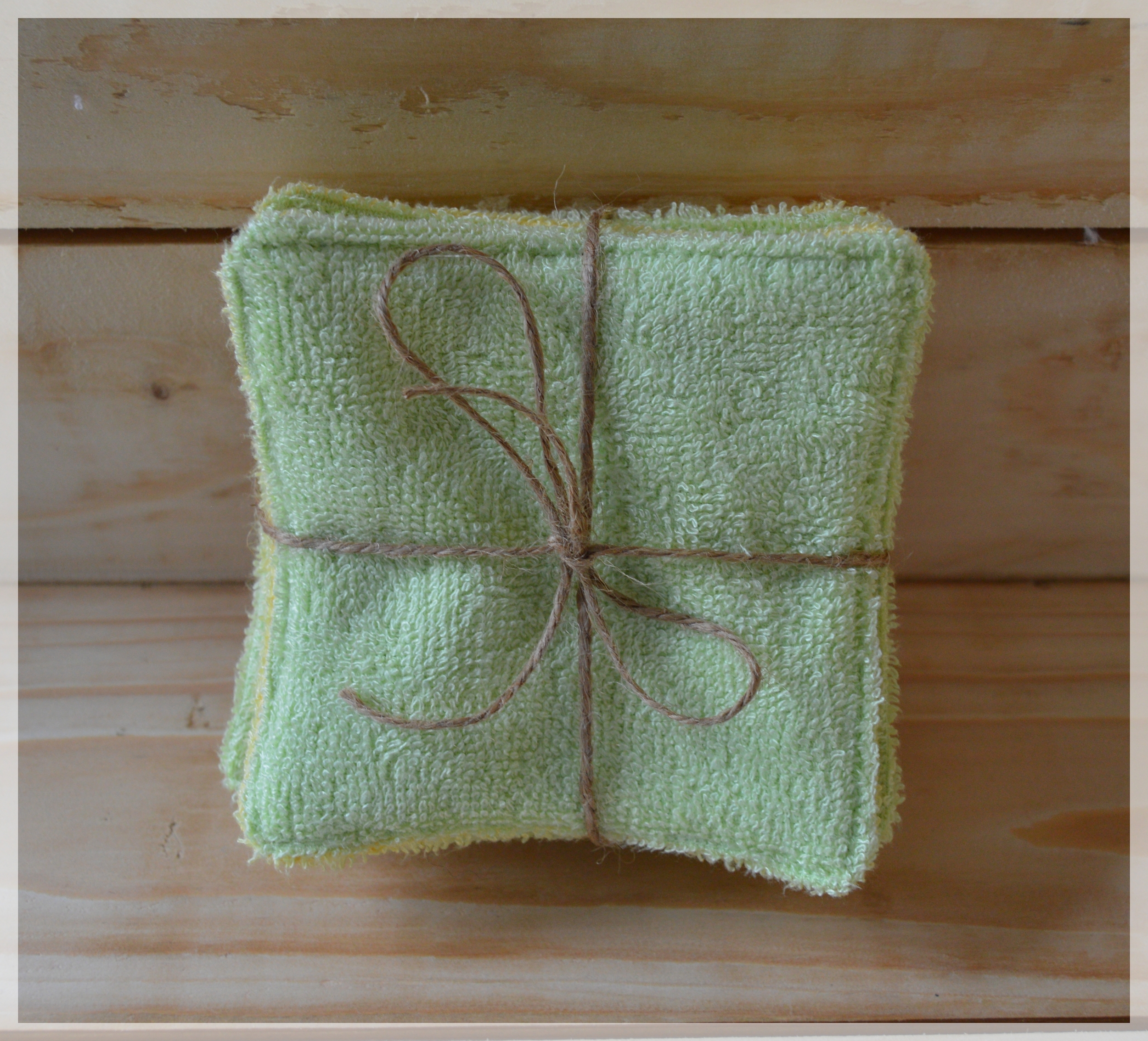 lingettes lavables vert et jaune 2