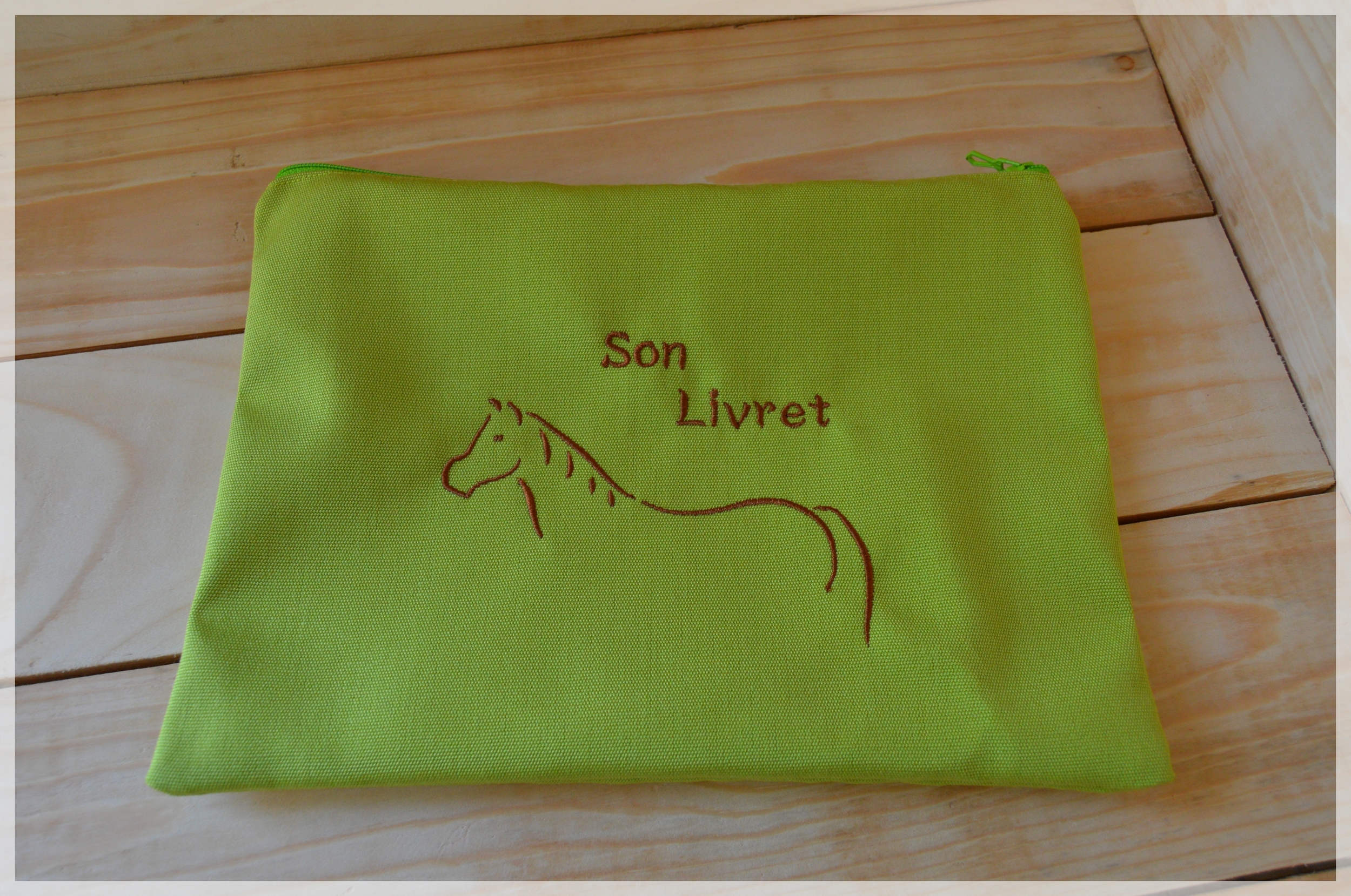 pochette livret pistache choco 1