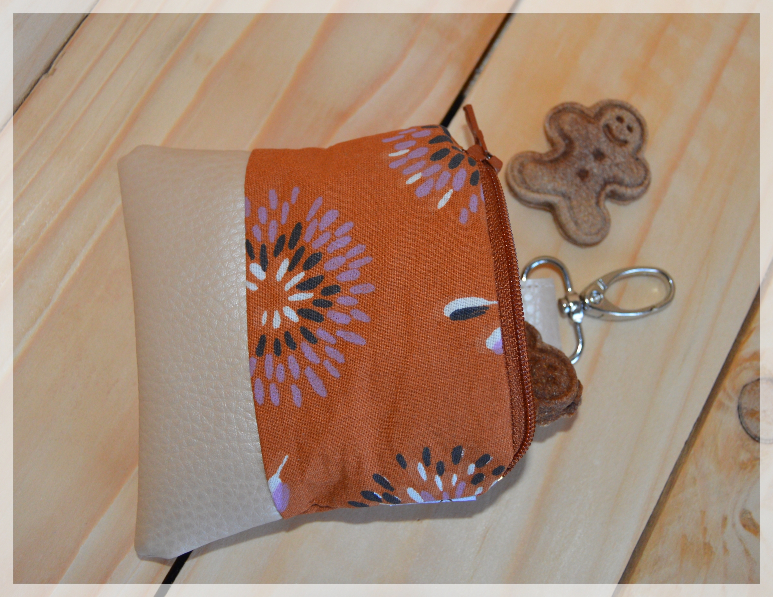 pochette friandises roami cannelle beige irisé 4