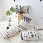 White-Black-Geometric-cushion-cover-Moroccan-Style-Tassels-rectangle-pillow-cover-for-Home-decoration-Sofa-Bed