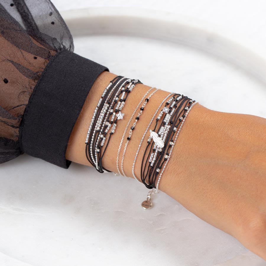 Bracelet à cinq rangées de pavés orné de cristaux Swarovski® | Groupon