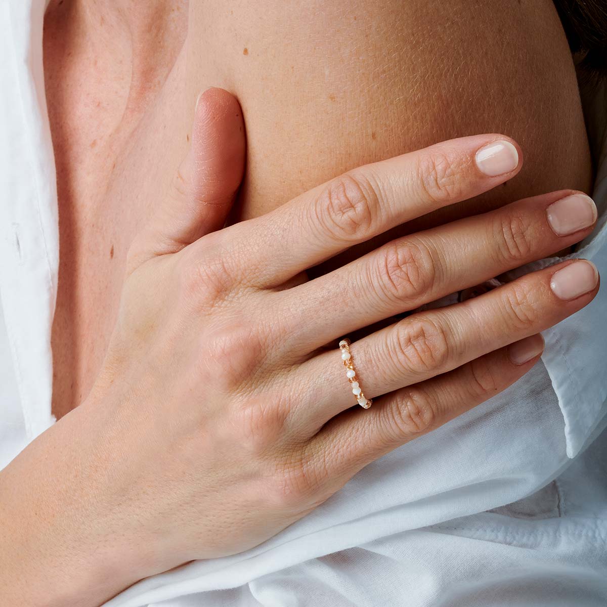 BAGUE ÉLASTIQUE PERLES BEIGE-ÉCRU Argent 925