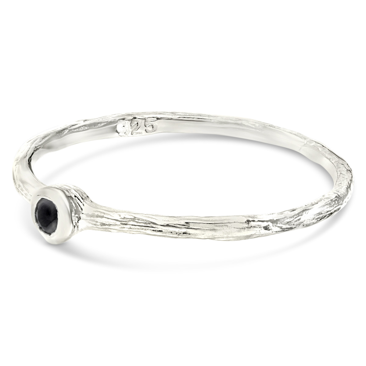 BAGUE ANNEAU FIN MARTELÉ MINI PIERRE NOIRE