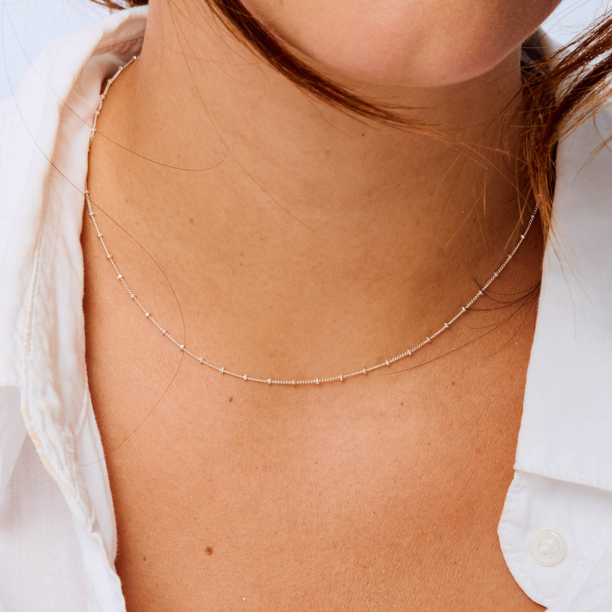 COLLIER CHAÎNE FINE PETITES BOULES ESPACÉES 38CM