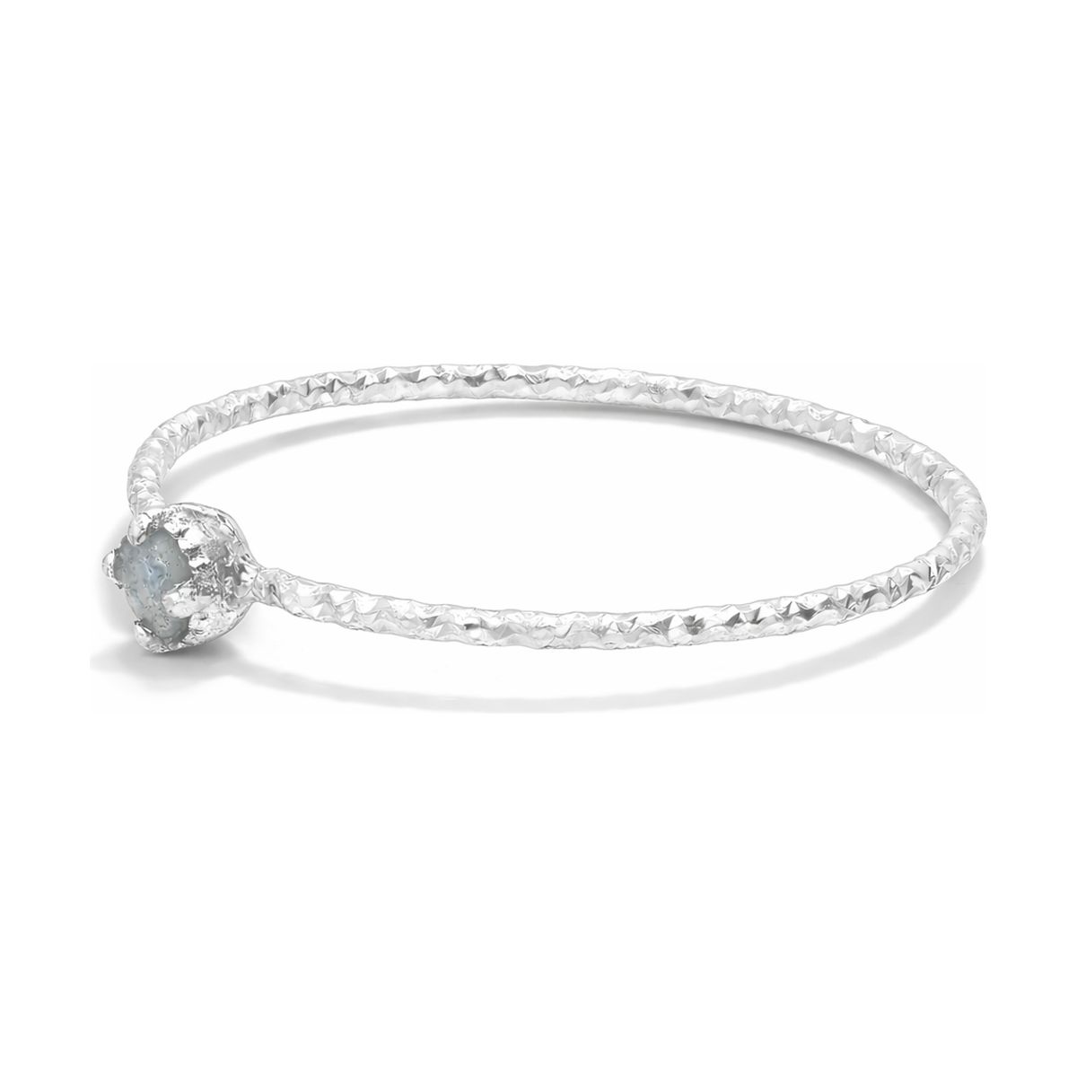 BAGUE ANNEAU FIN CISELÉ MINI PIERRE GRISE