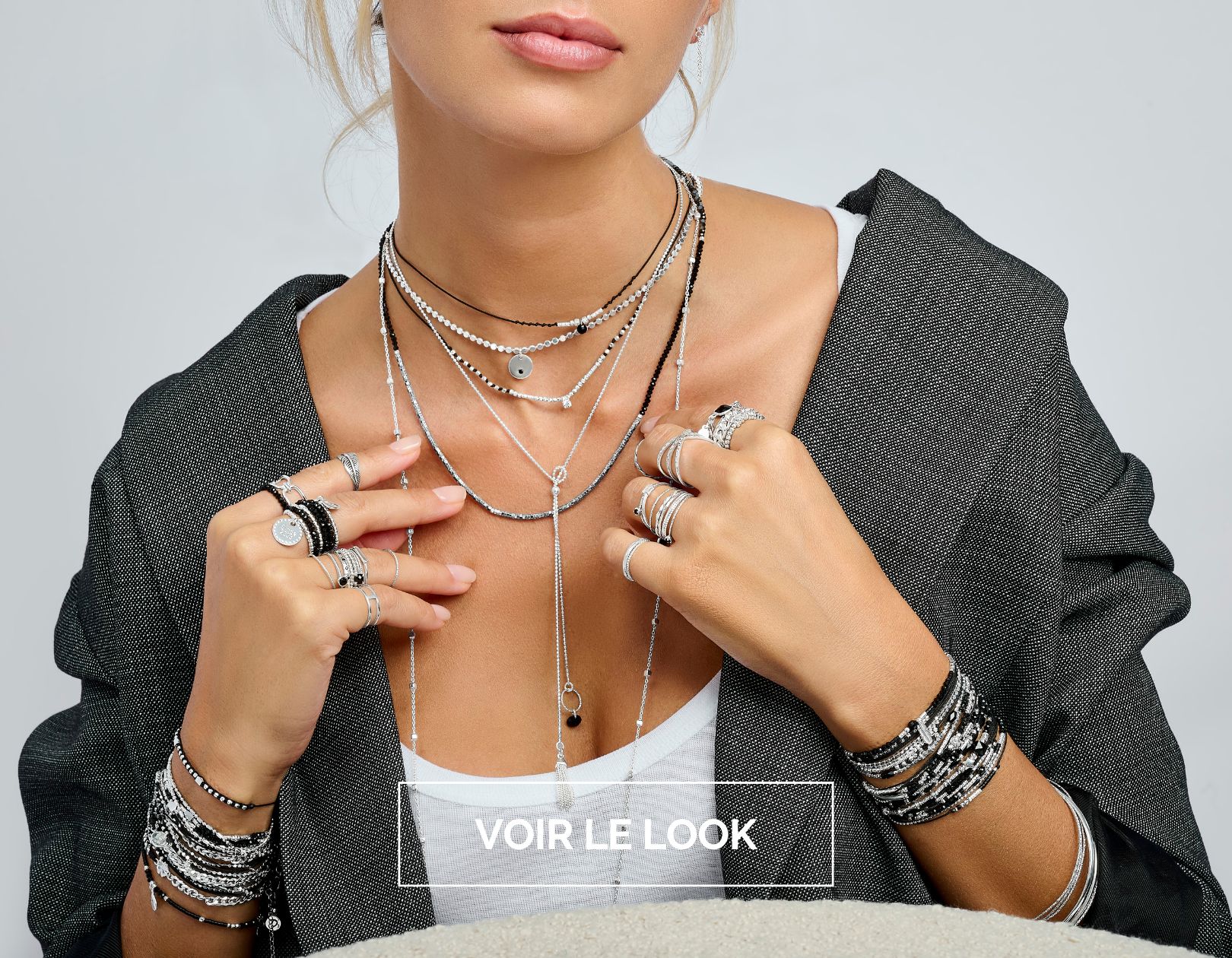 look-13-noir-noel