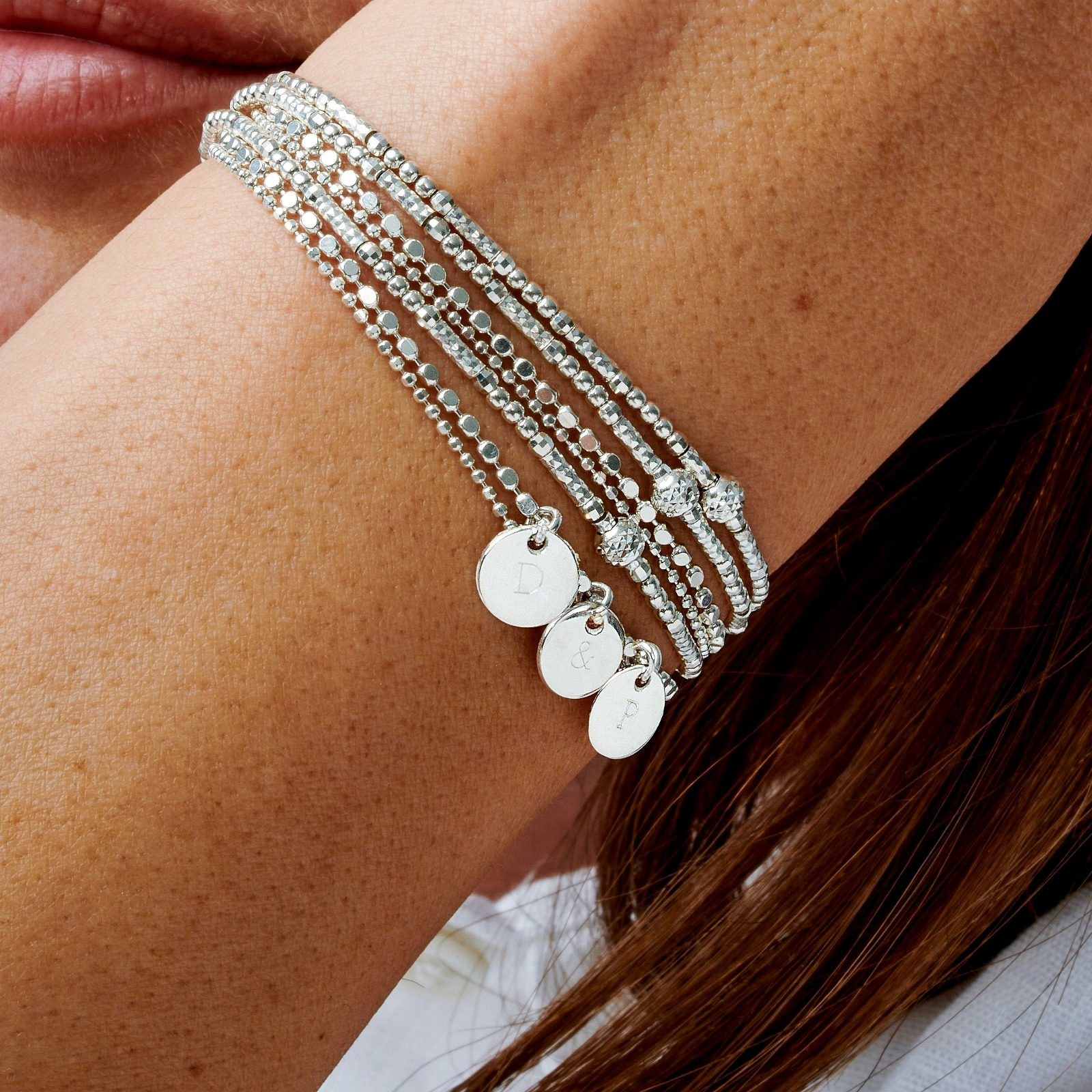 Bracelet Élastique Adélaïde Triple Pastille 8 mm en Argent 925 avec médailles gravées