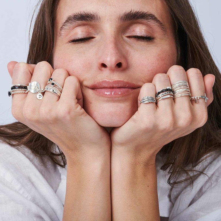 Bague Anneau Incrusté D'Oxydes - DORIANE BIJOUX