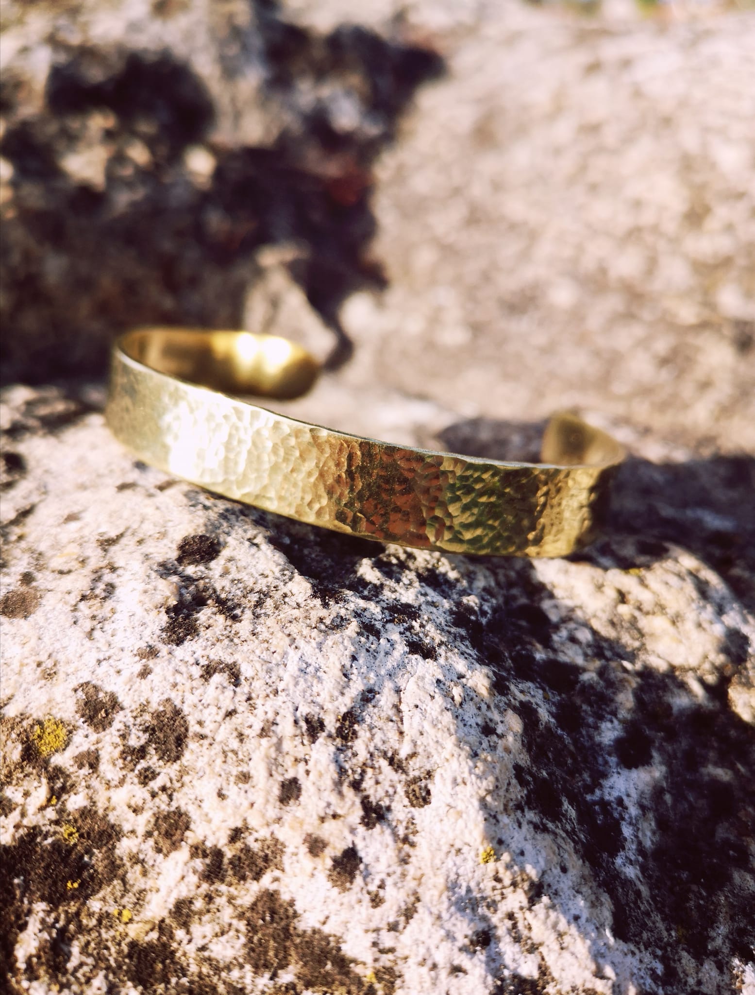 Bracelet laiton dinandé - Verdegrine