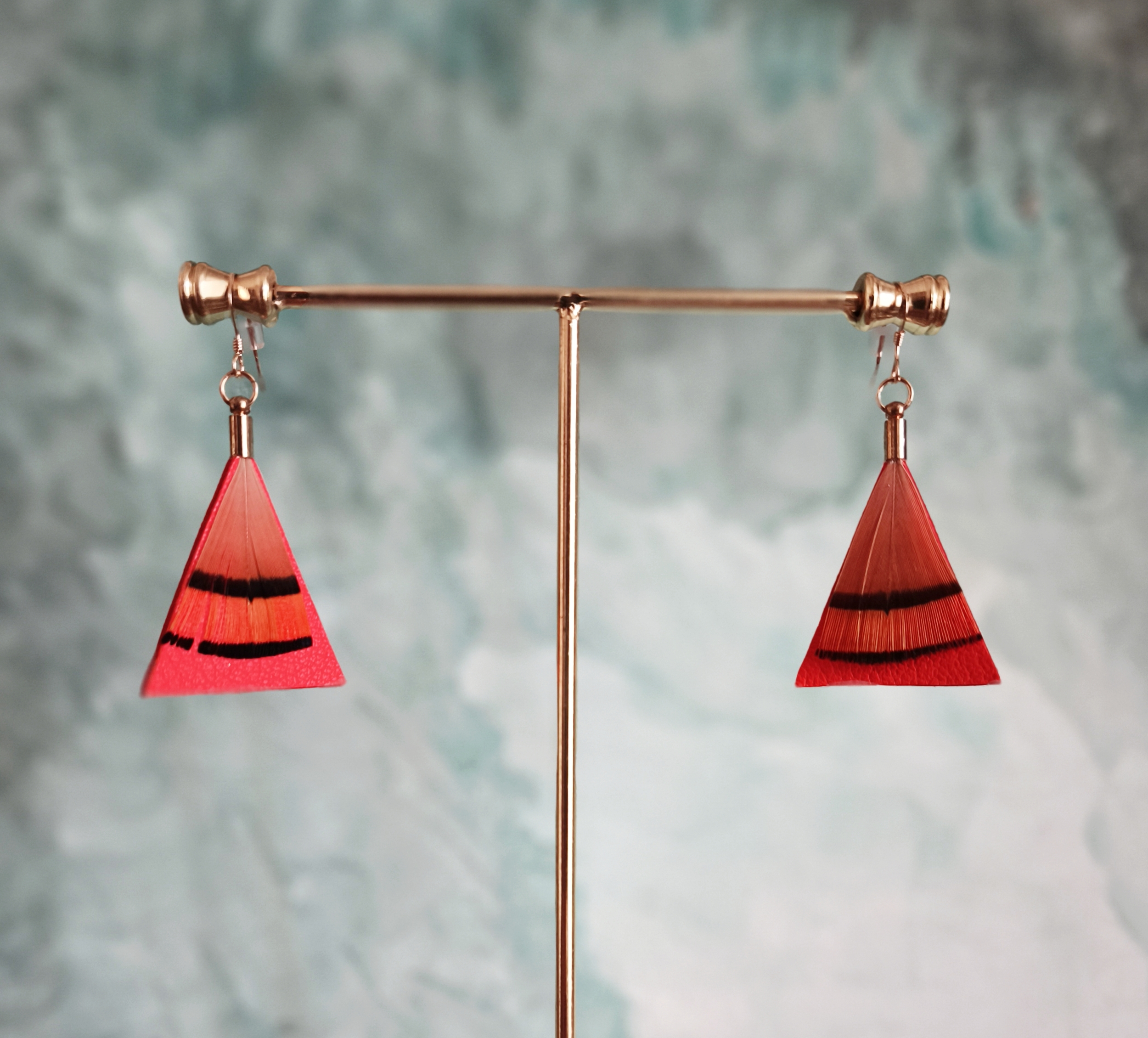 Verdegrine, Boucles triangle, Cuir Orange, Plume