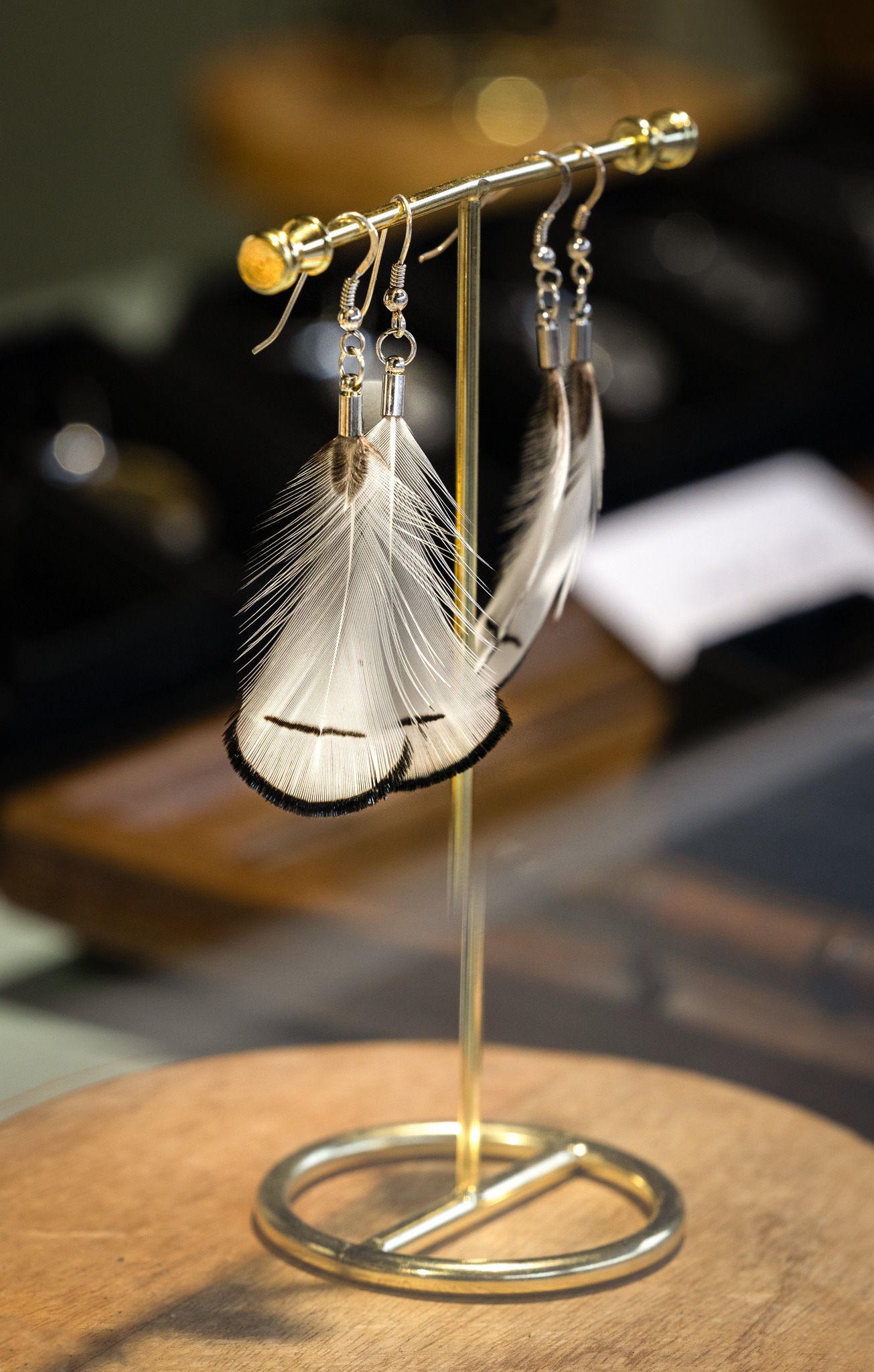 verdegrine bijoux createurs plumes naturelles boucles d oreilles plumes