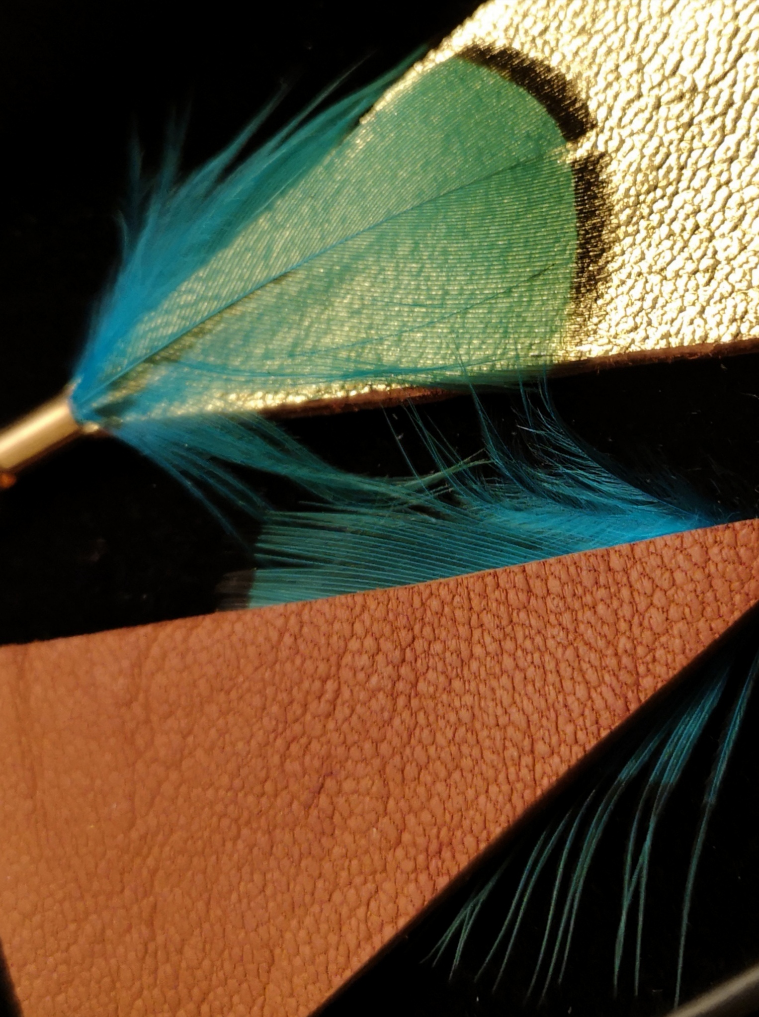 boucles peacock camel gold leaf verdegrine details