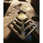 Atelier Verdegrine, Boucles Isao, Flèches