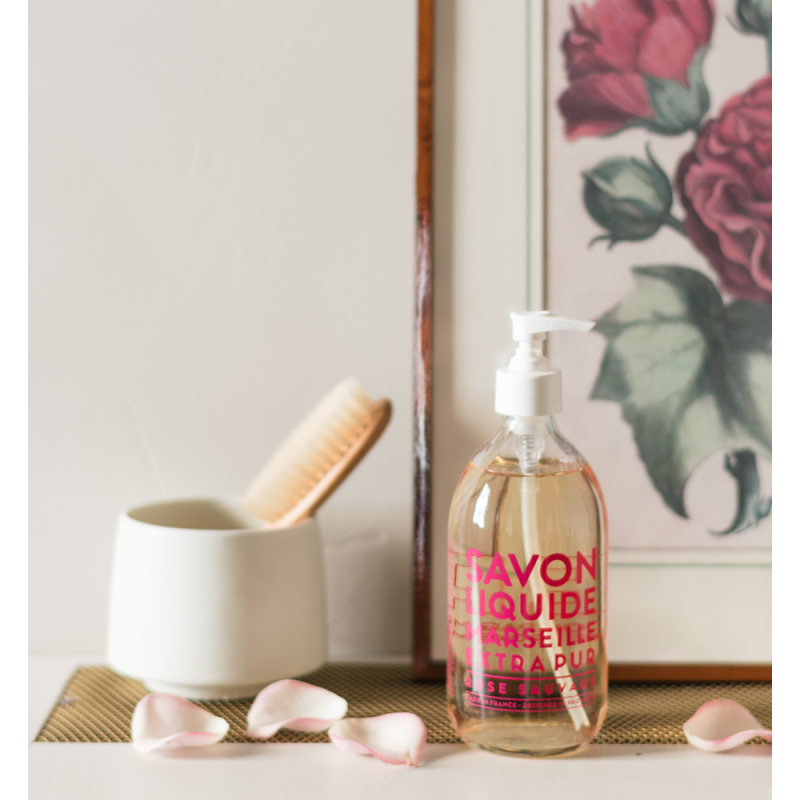 savon liquide de marseille rose sauvage ambiance