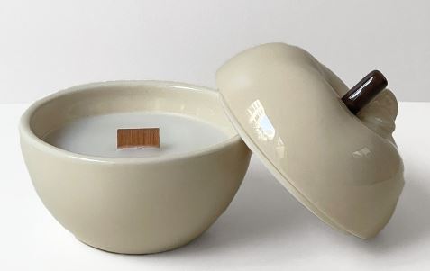 bougie pomme beige