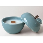 bougie pomme bleu clair ouverte