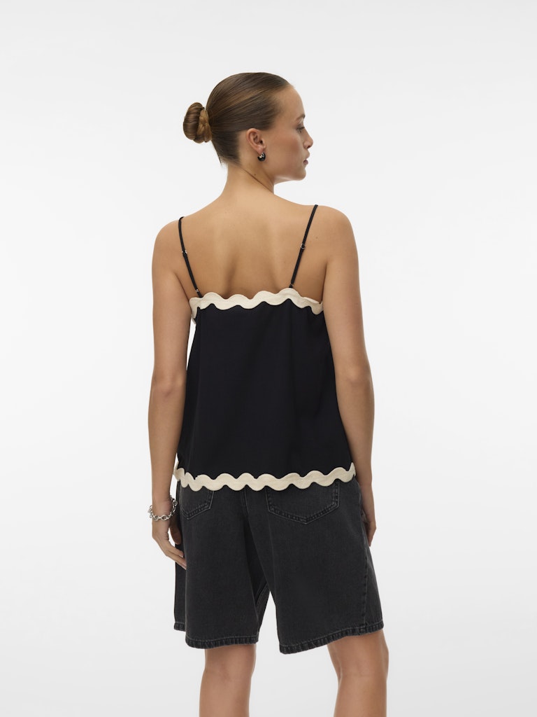 VERO-MODA_Springsummer_4925114_10341321 (3)