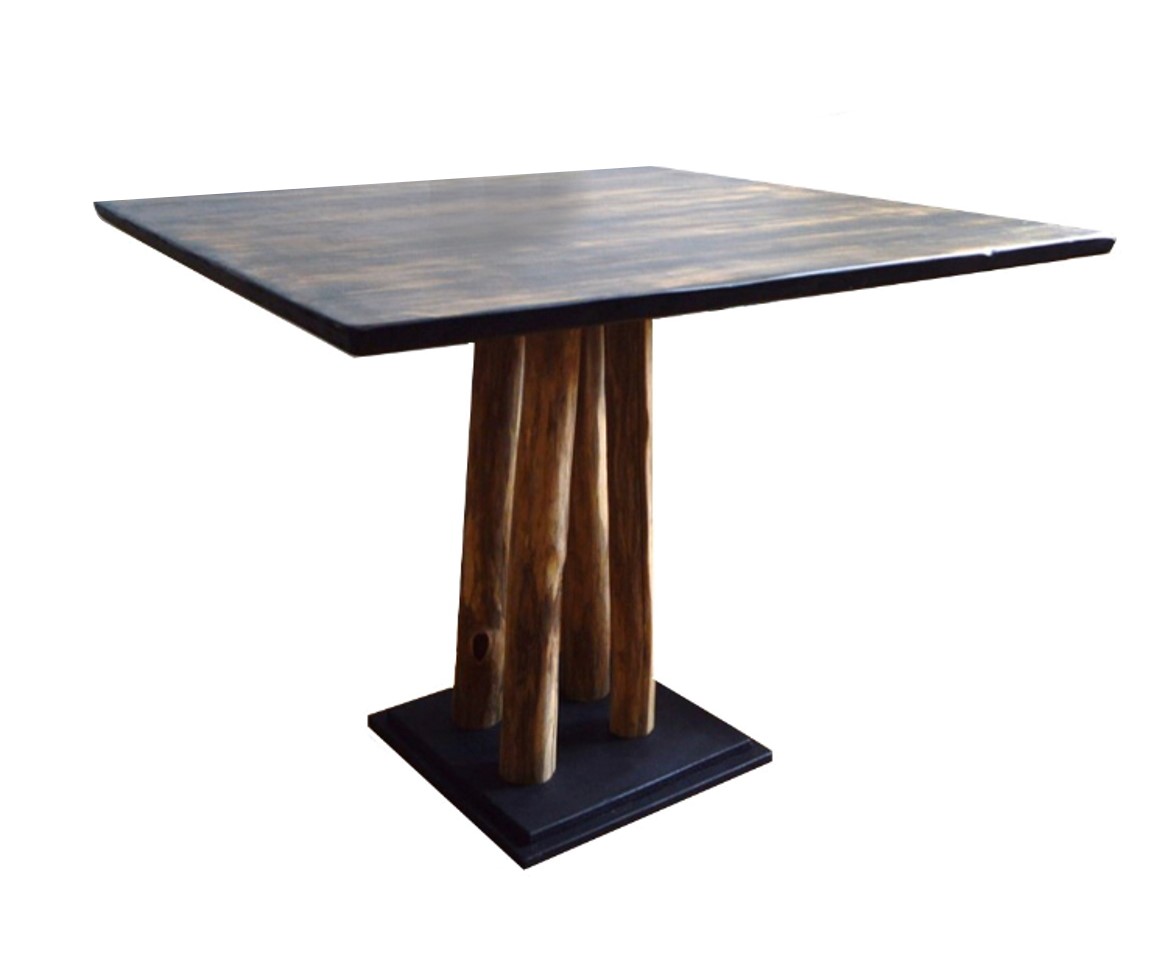 TABLE A MANGER PILAR
