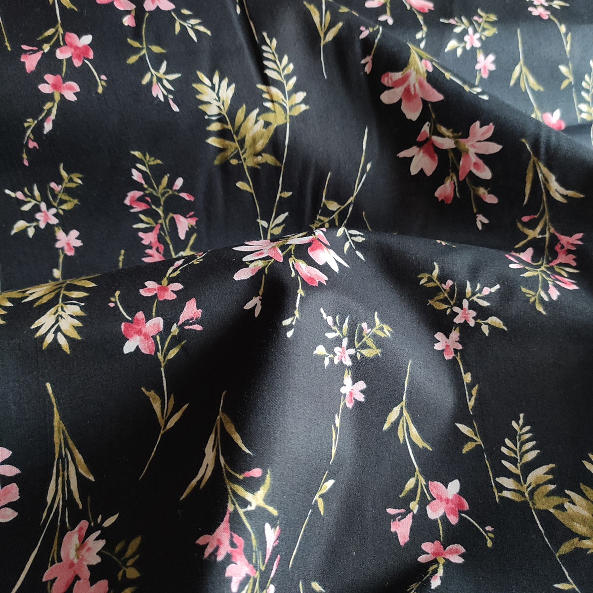 tissu-coton-bio-kokka-floral-noir-3