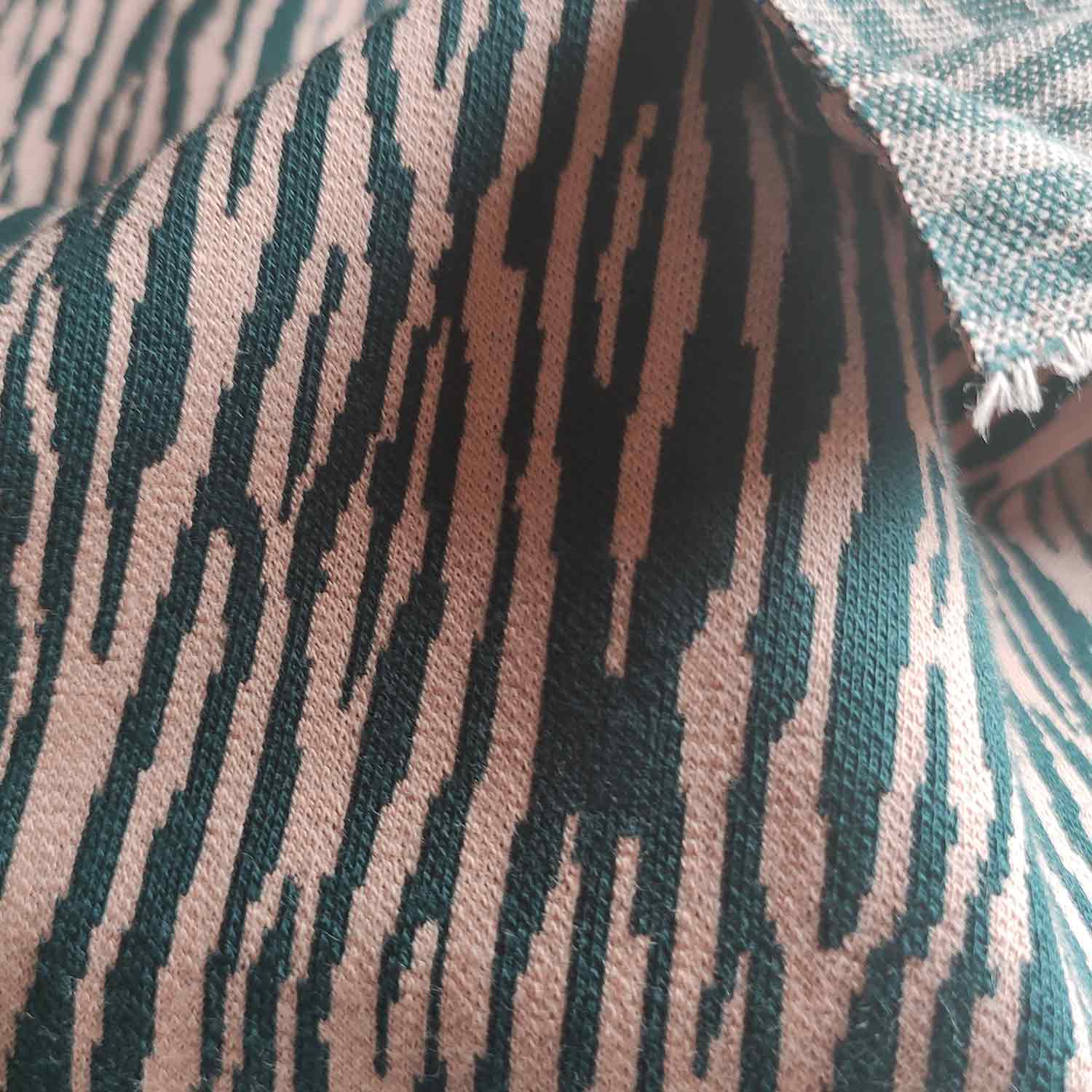tissu-coton-biologique-jacquard-bark-jacquard-vert-3