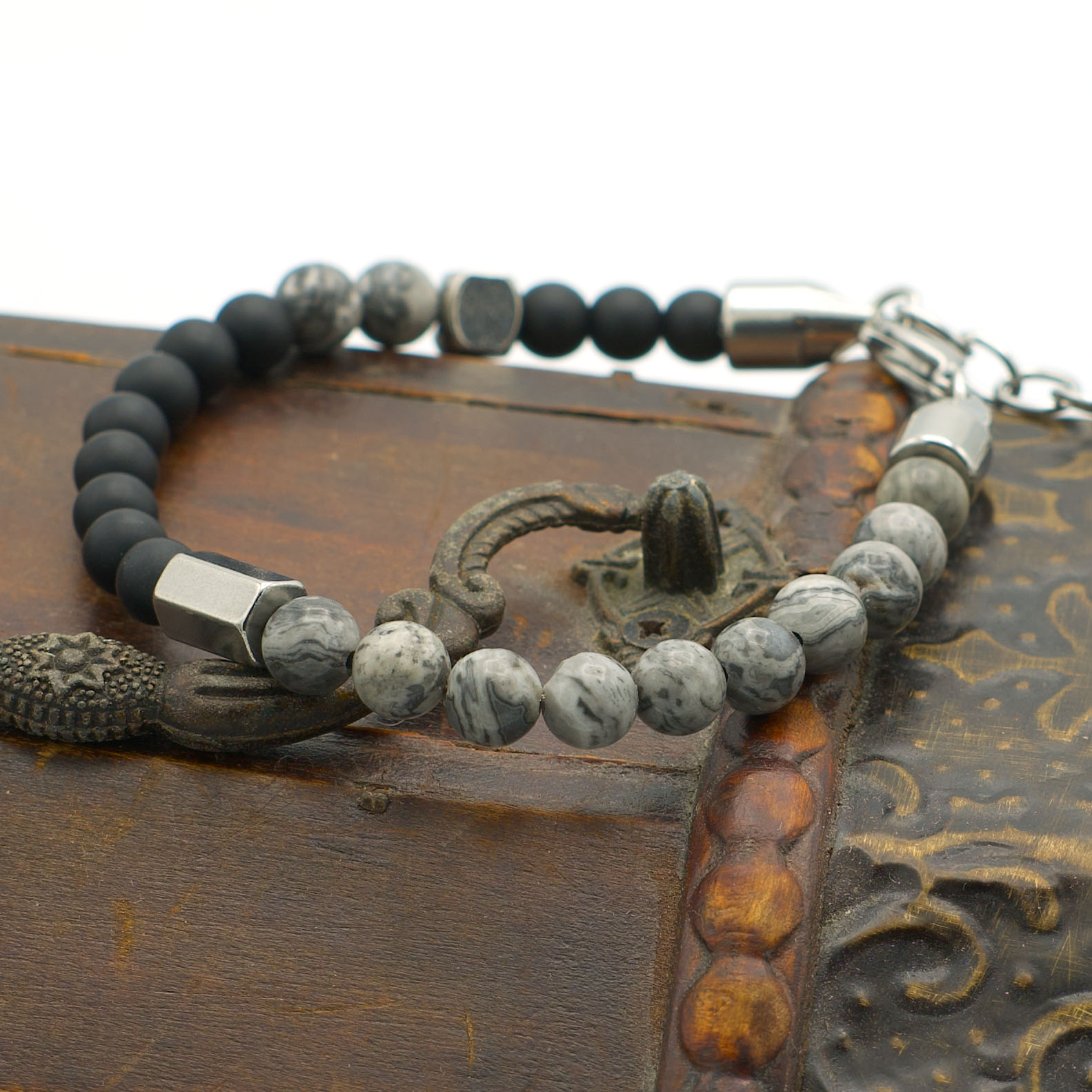 01 pinolite onyx