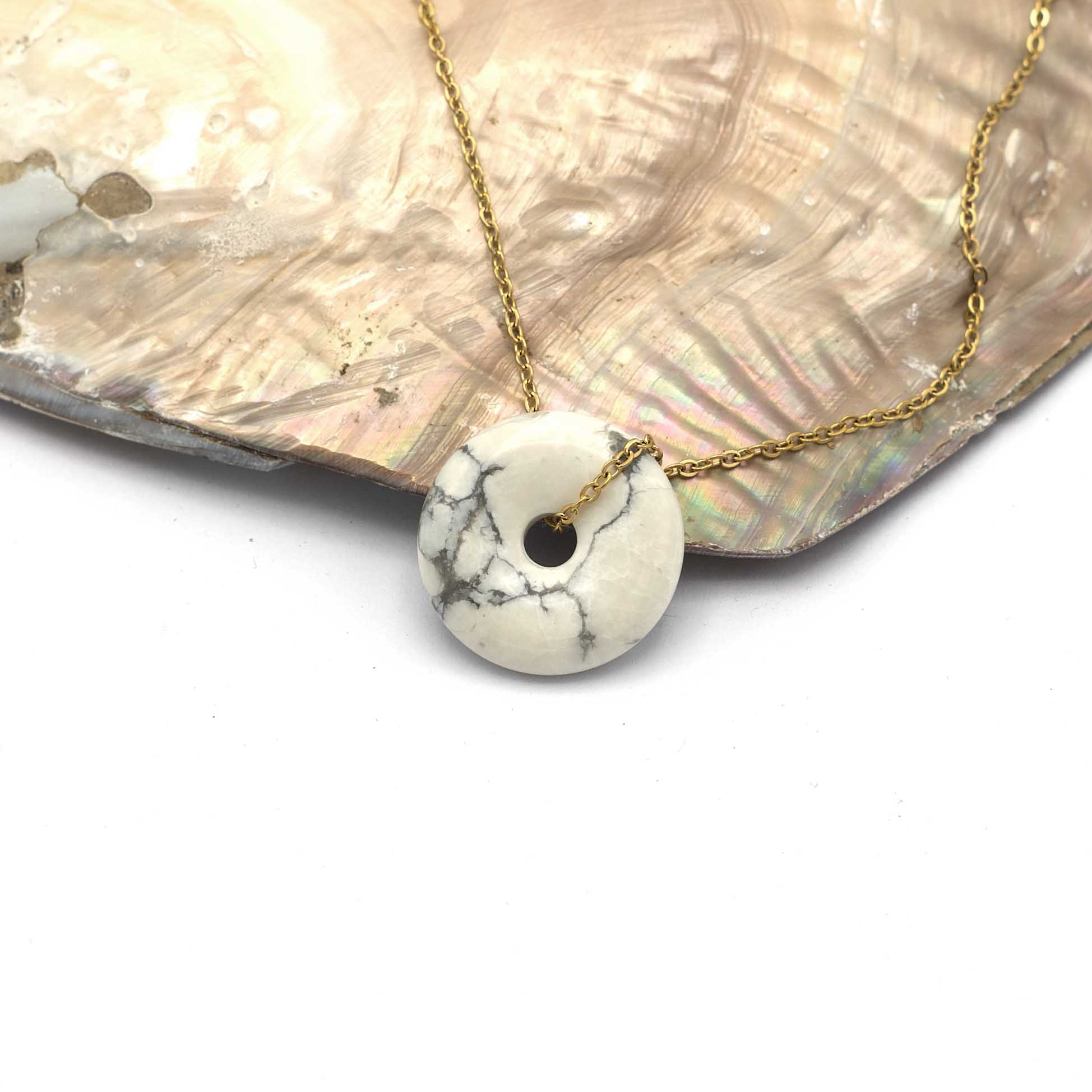 howlite