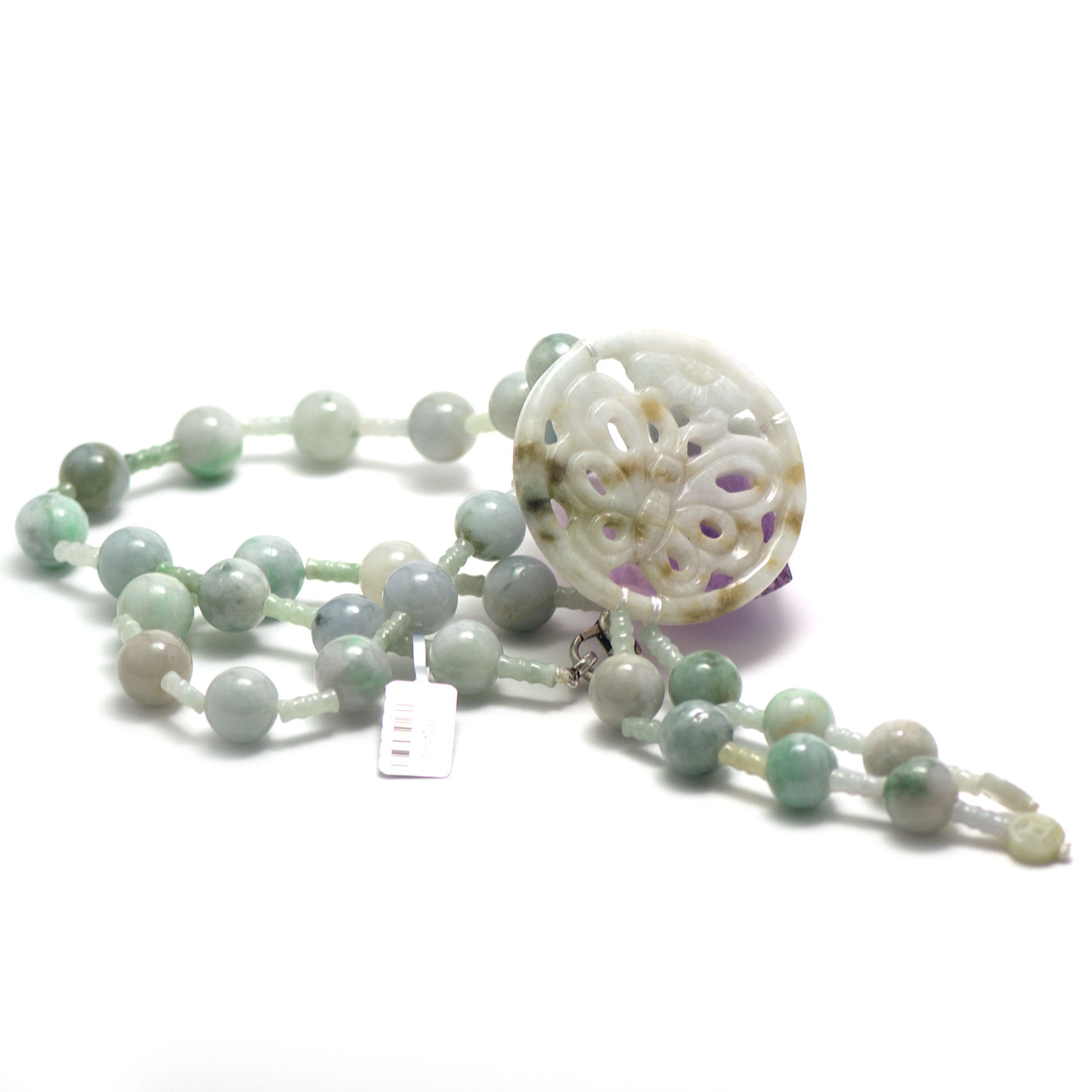 création %22 pendentif papillon%22collier pierre naturelle jade