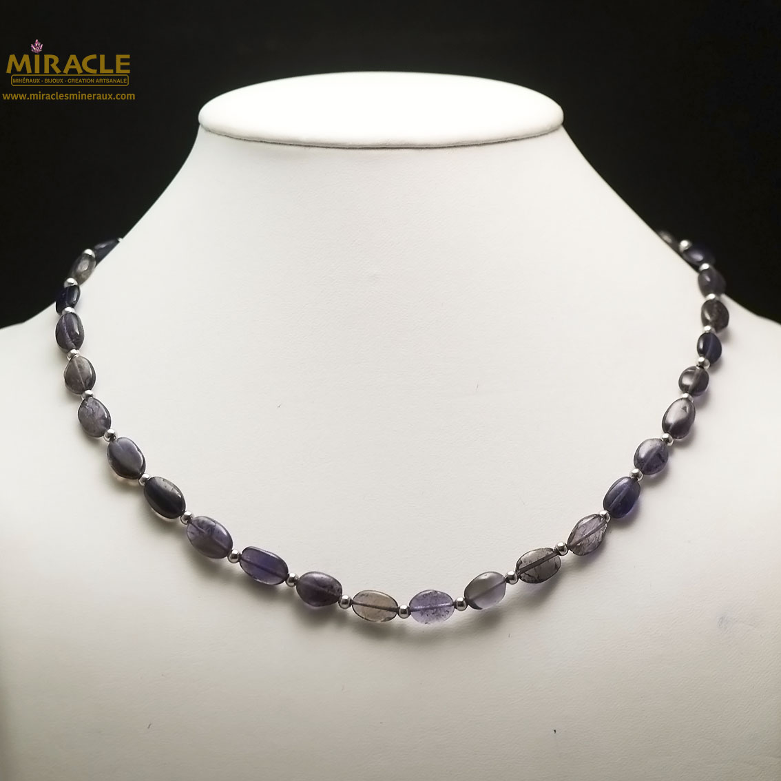 A palet oval perle argenté collier en pierre naturelle de iolite