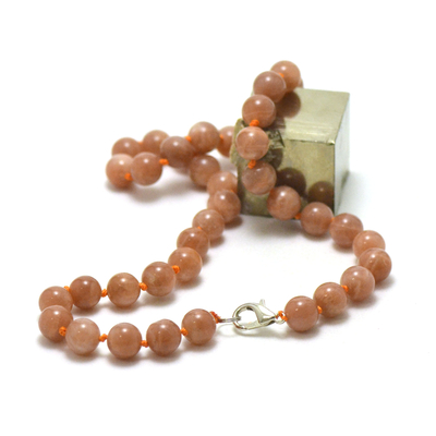 Ronde 9-10 mm collier en pierre naturelle de pierre de soleil