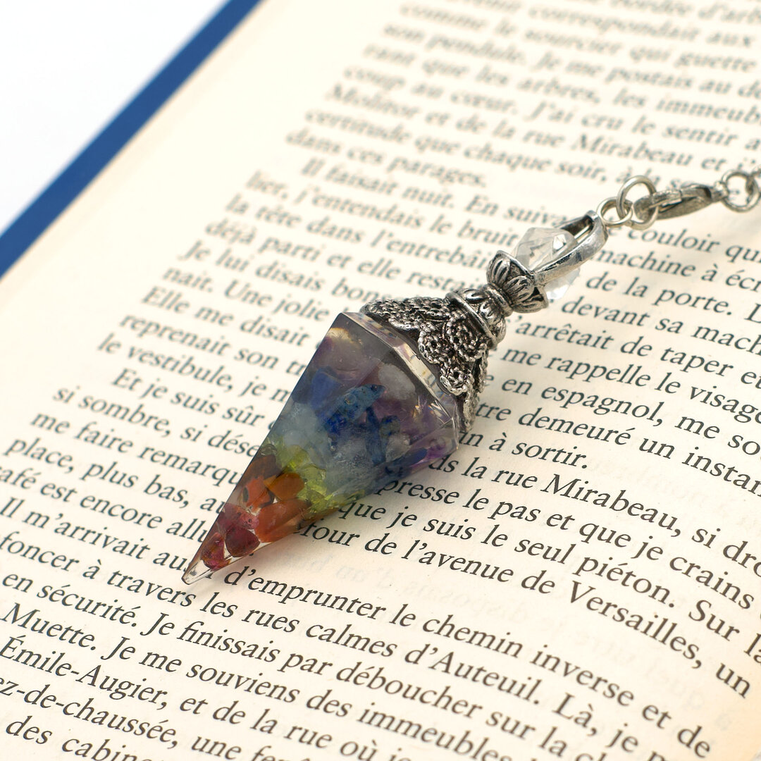 Kit De Divination Pendule – Planche En Bois, Cristal De Quartz Naturel (cône), Chaînes – Sorcellerie, Voyance, Autel – Débutants – Couleur Noir Et Bleu