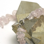 F chips 1 collier pierre naturelle quartz rose