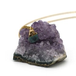 Collier Fluorine Naturelle 3 Rangs - 8 Et 6mm, 975 Carats, Violet Et Vert, Neuf étiqueté