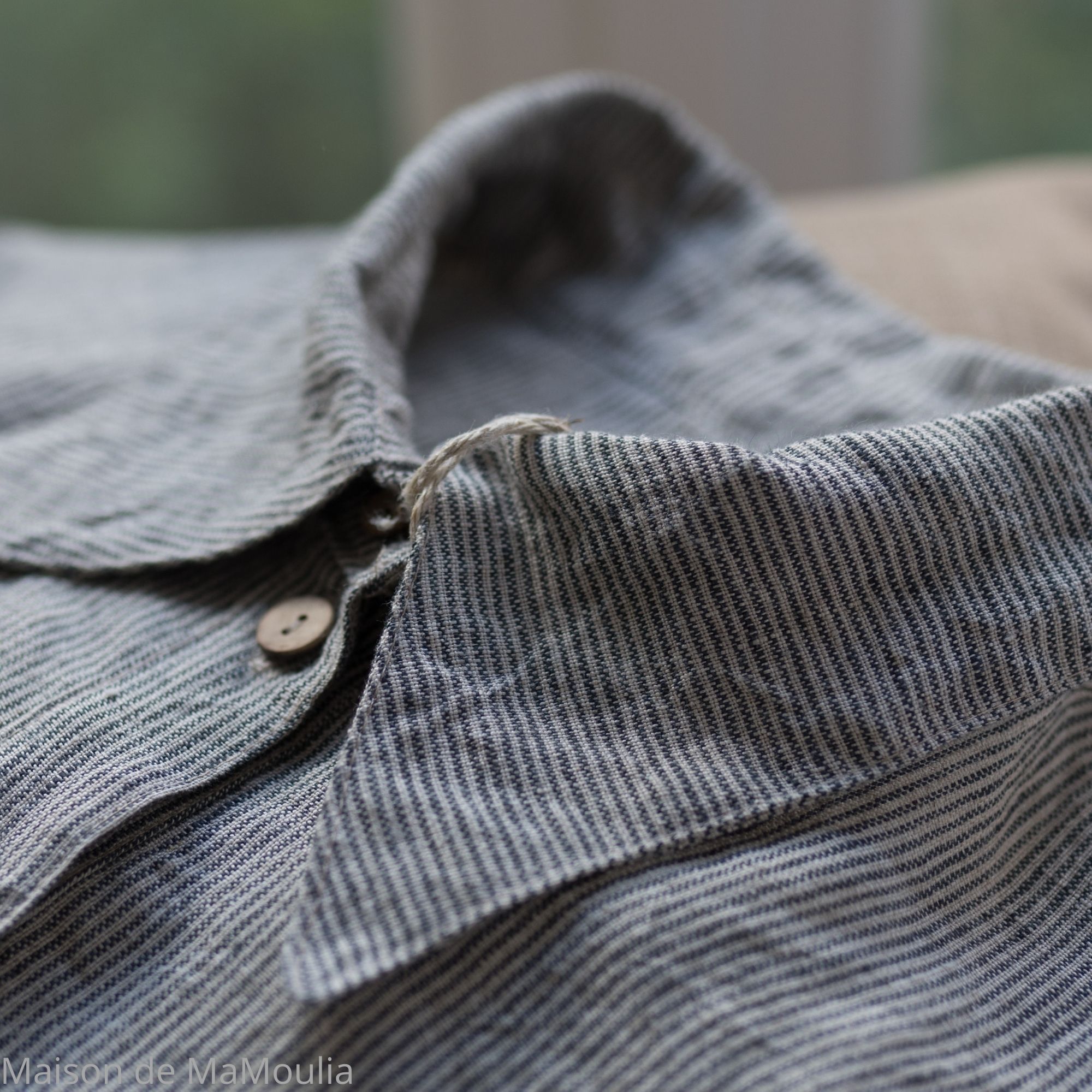 chemise-femme-pur-lin-lave-simplygrey-maison-de-mamoulia-rayures-fines- gris-