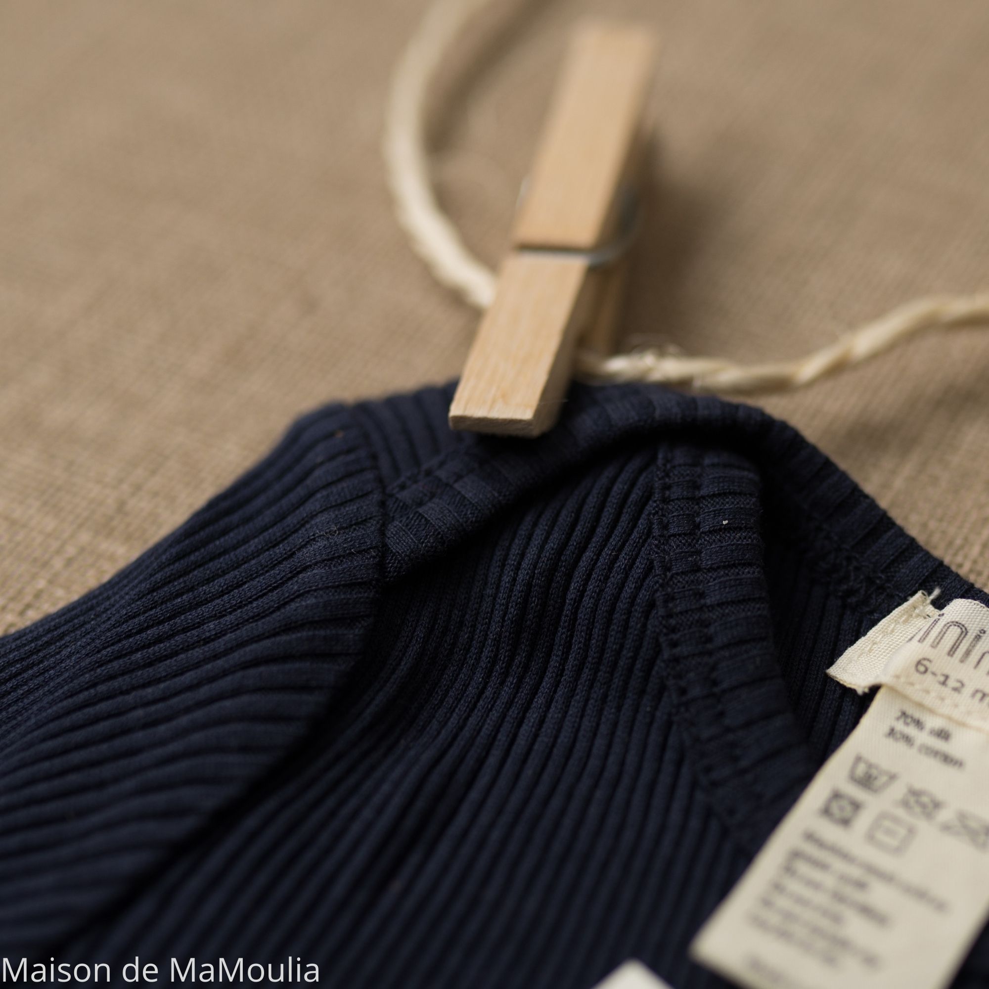 minimalisma-Belfast - tshirt-manches-longues-bebe-soie-coton-bleu-maison-de-mamoulia-bleu-nuit