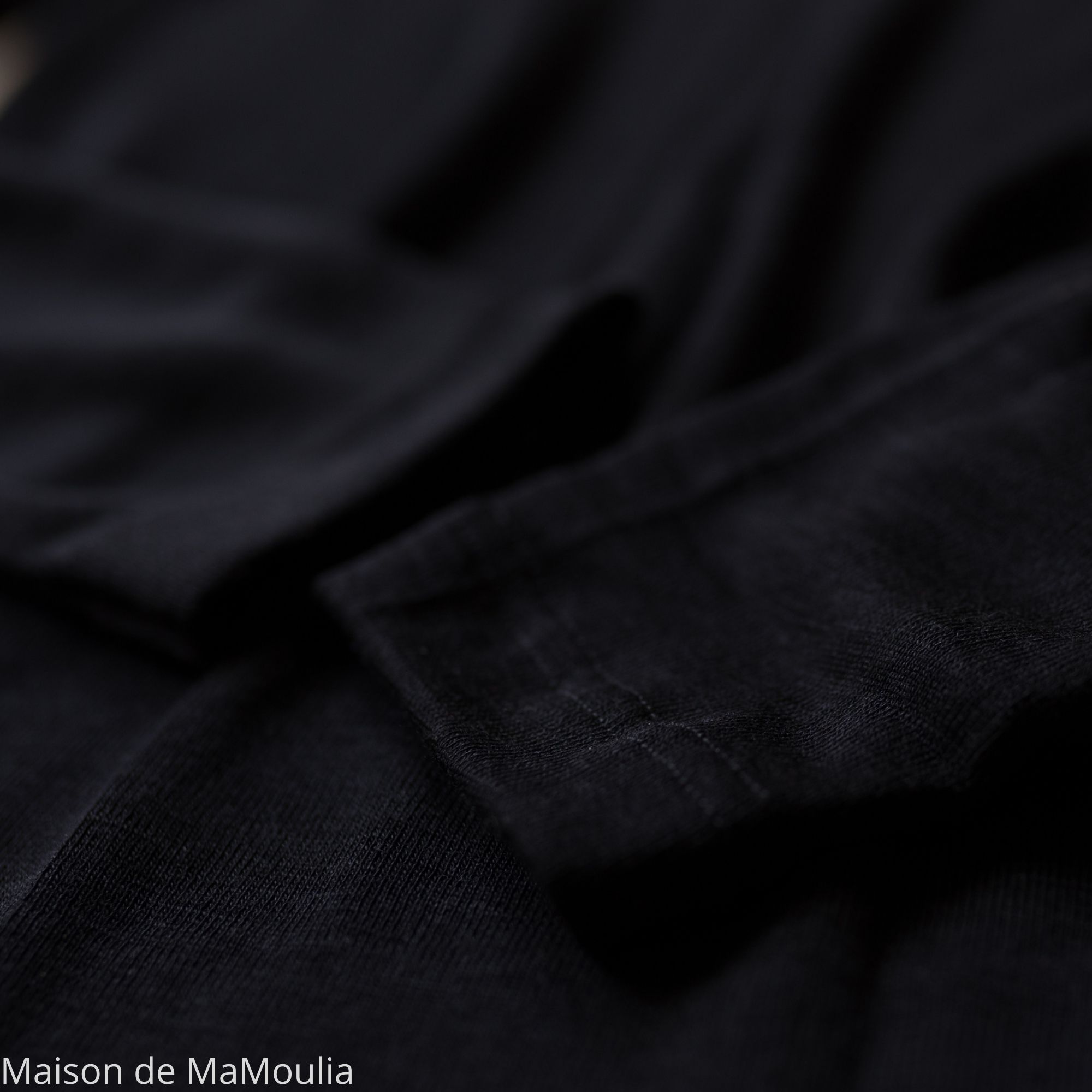 top-tshirt-thermoregulateur-cosilana-laine-soie-femme-maison-de-mamoulia-noir-manches-longues-bio---