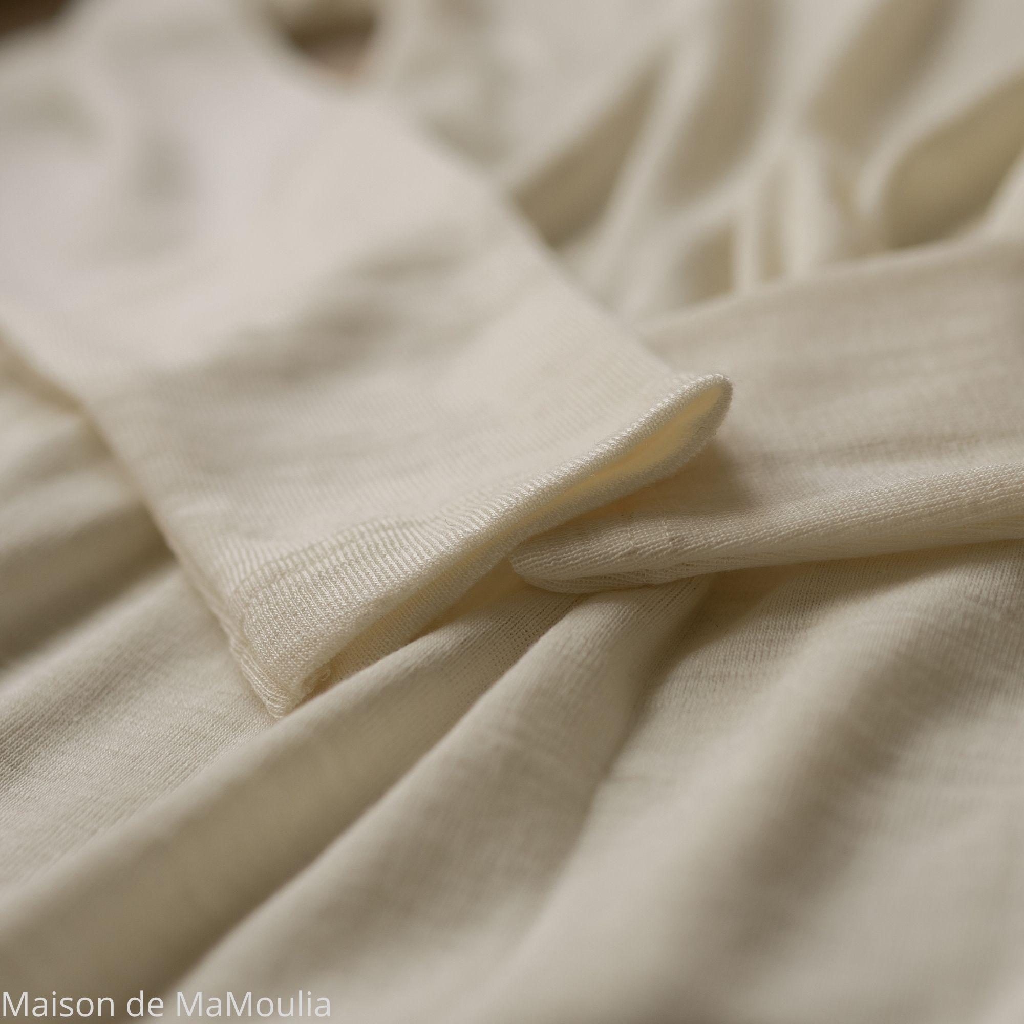 top-tshirt-thermoregulateur-cosilana-laine-soie-femme-maison-de-mamoulia-blanc-ecru-manches-longues-