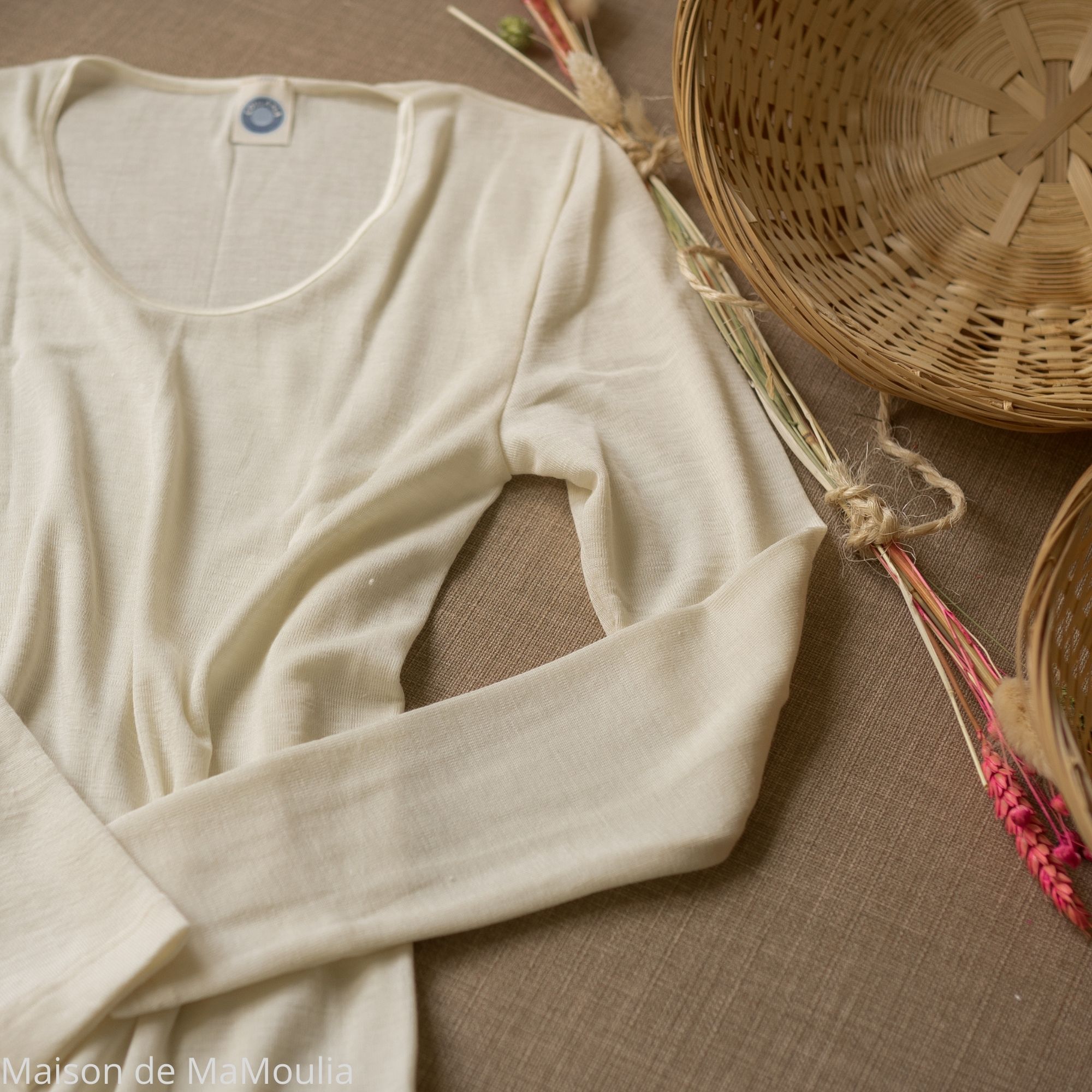 top-tshirt-thermoregulateur-cosilana-laine-soie-femme-maison-de-mamoulia-blanc-ecru-manches-longues