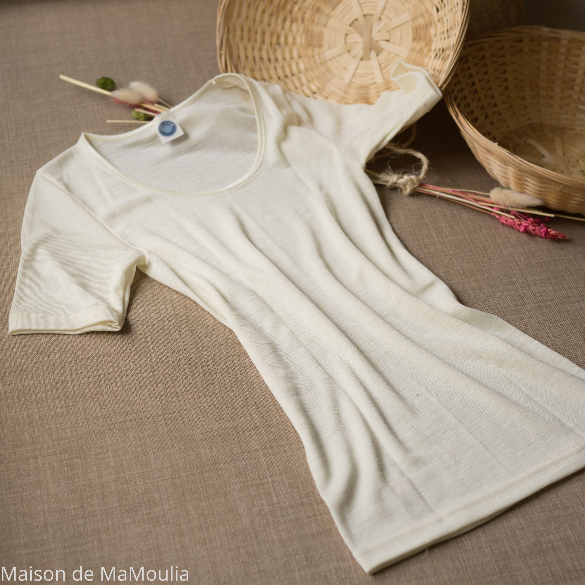 top-tshirt-thermoregulateur-cosilana-laine-soie-femme-maison-de-mamoulia-ecru-blanc-manches-courtes