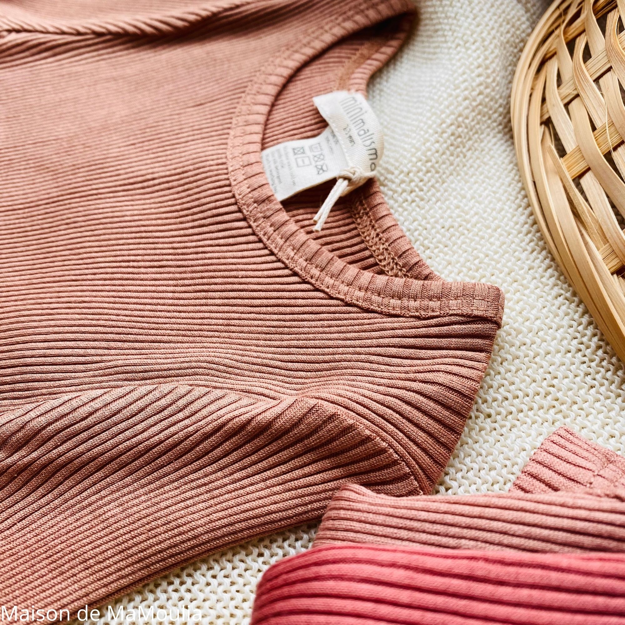 bergen-tshirt-enfant-soie-coton-minimalisma- maison-de-mamoulia-nougat- beige-