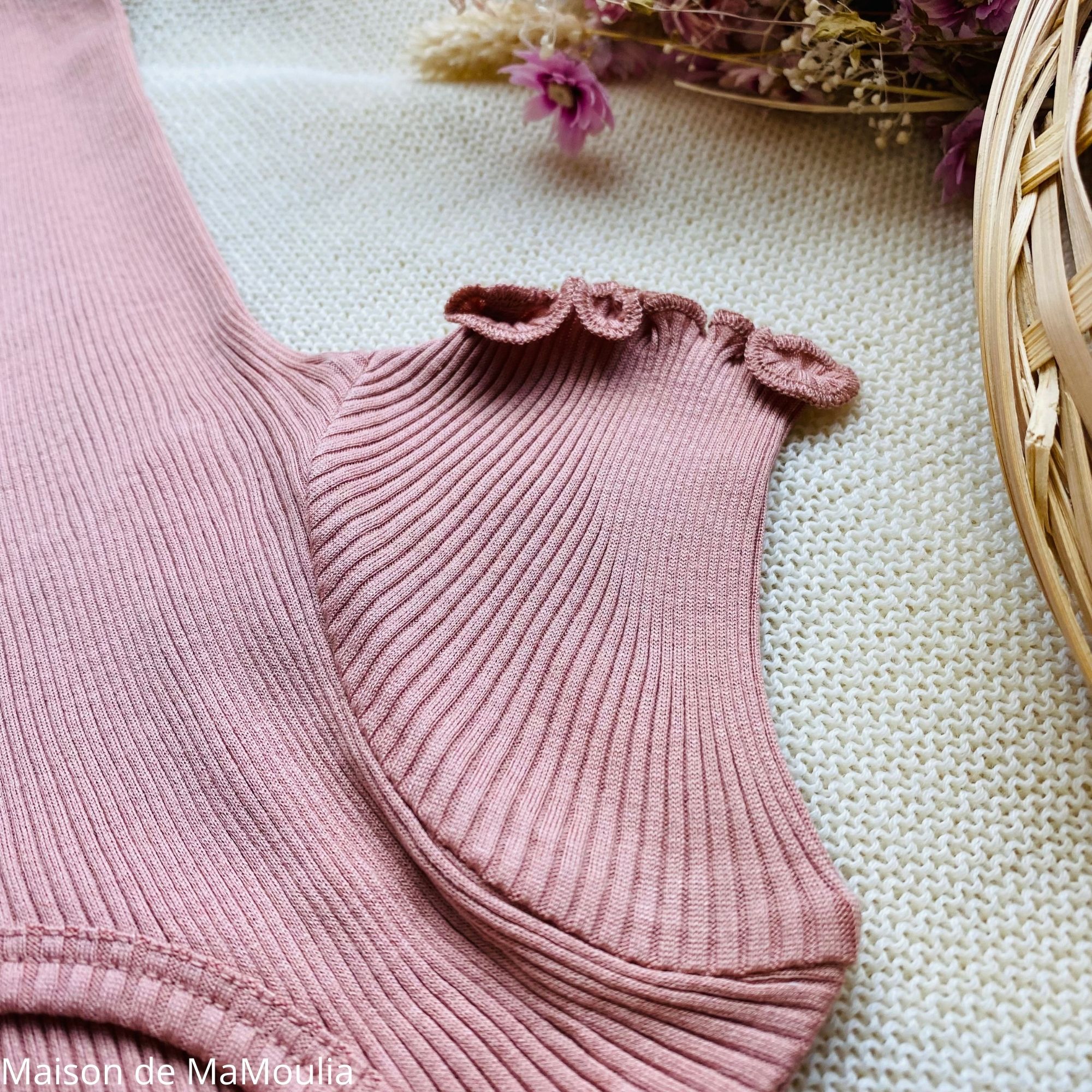 blomst-tshirt-manches-longues-bebe-enfant-soie-coton-minimalisma-maison-de-mamoulia-dahlia-rose-