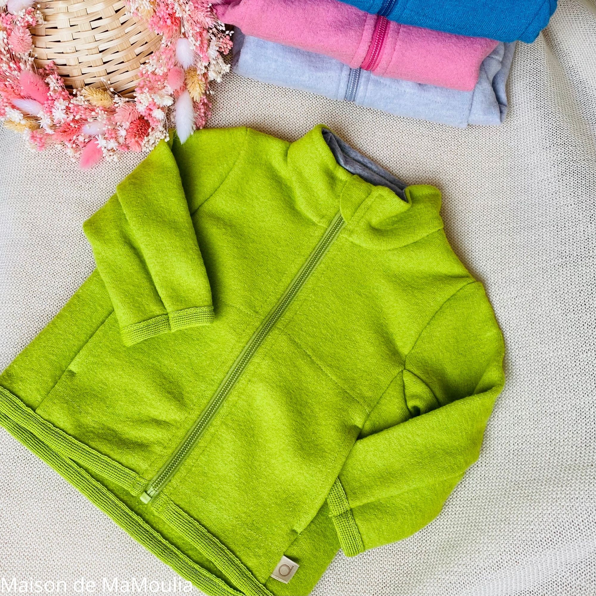 veste-gilet-laine-bouillie-bio-disana-maison-de-mamoulia-vert-pomme