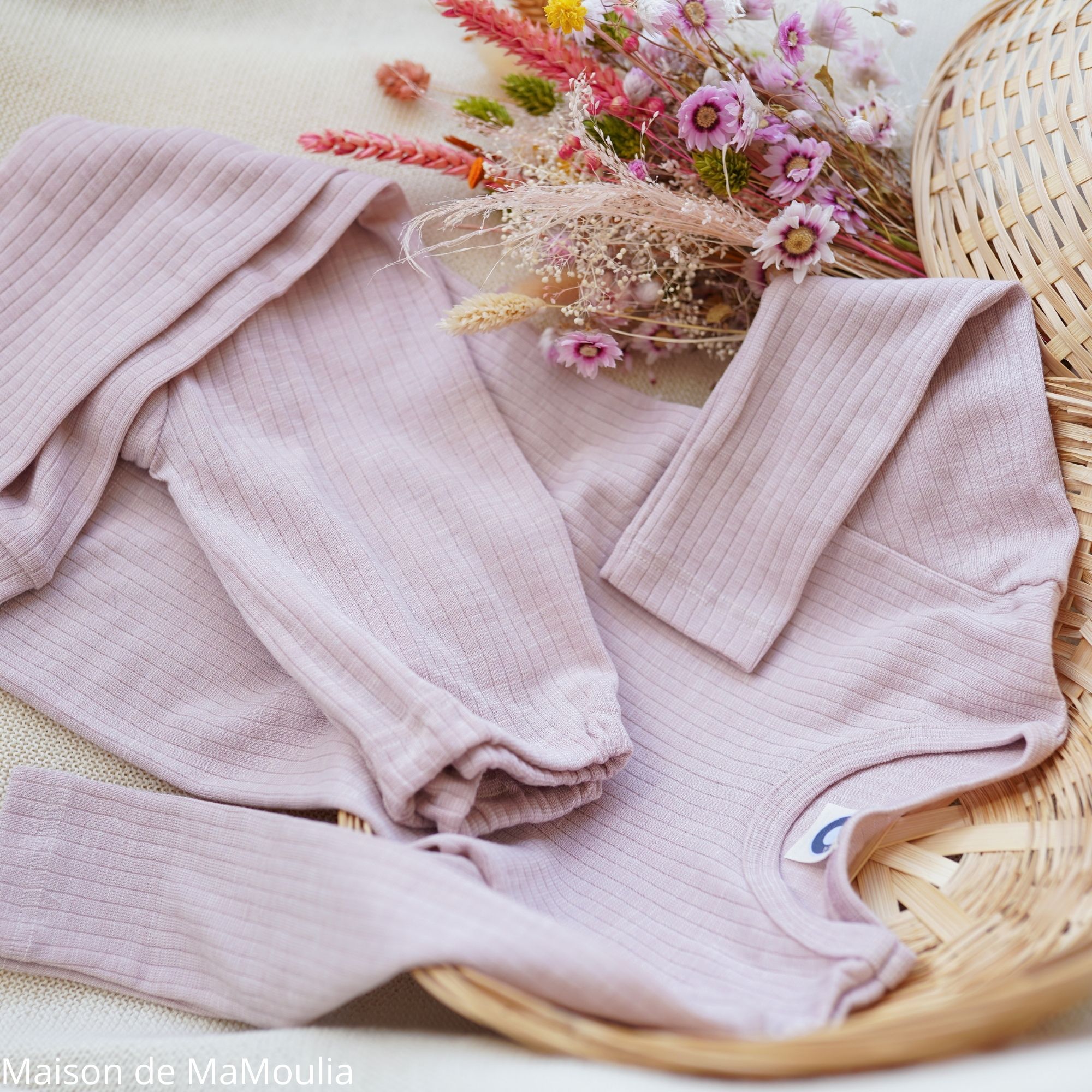 tshirt-body-cosilana-laine-soie-coton-bio-bebe-enfant-maison-de-mamoulia-rose-manches-longues-pantalon