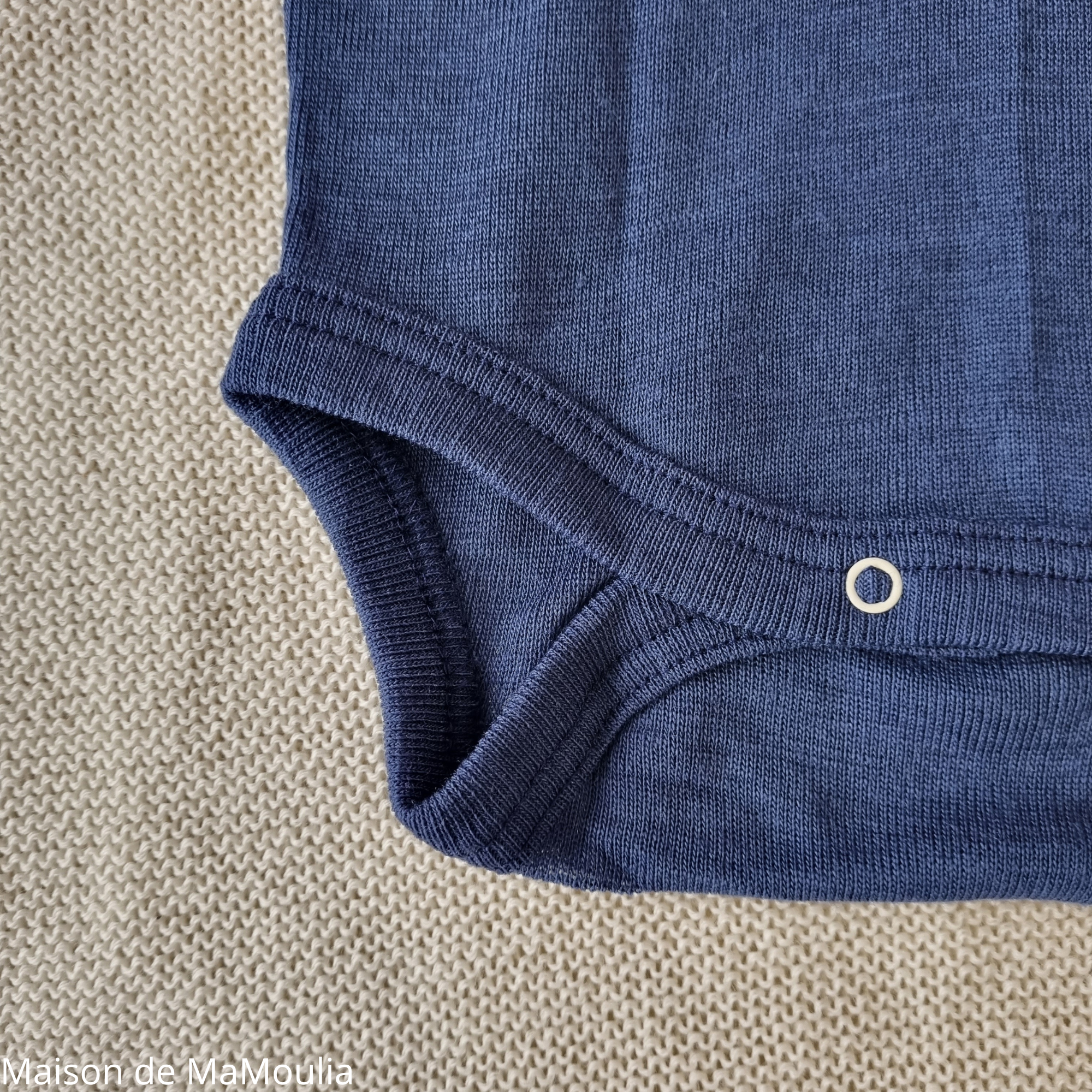 body-cosilana-laine-soie-bio-bebe-enfant-maison-de-mamoulia-manches-courtes-bleu- marine